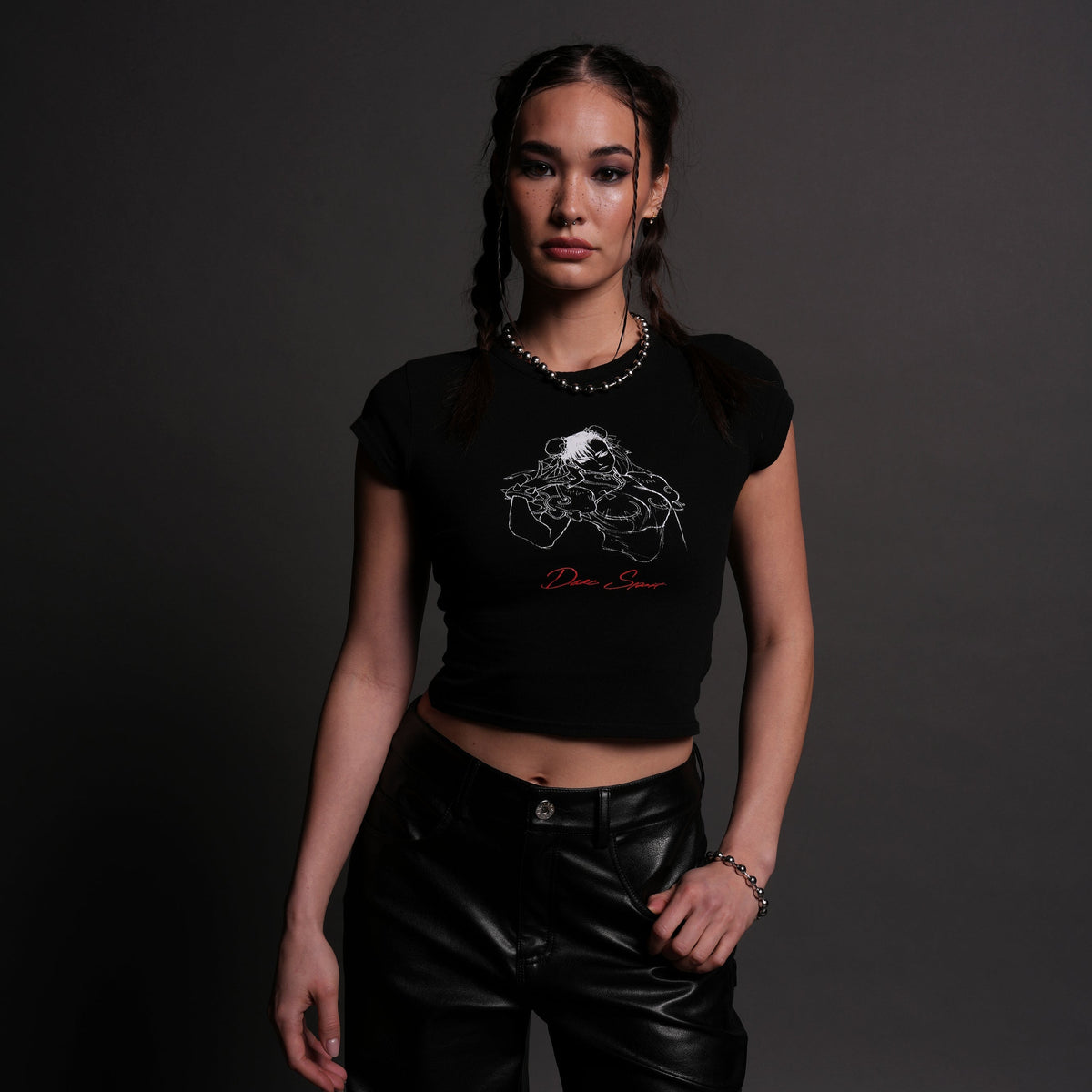 No Match "Baby" Tee in Black - imagem 2