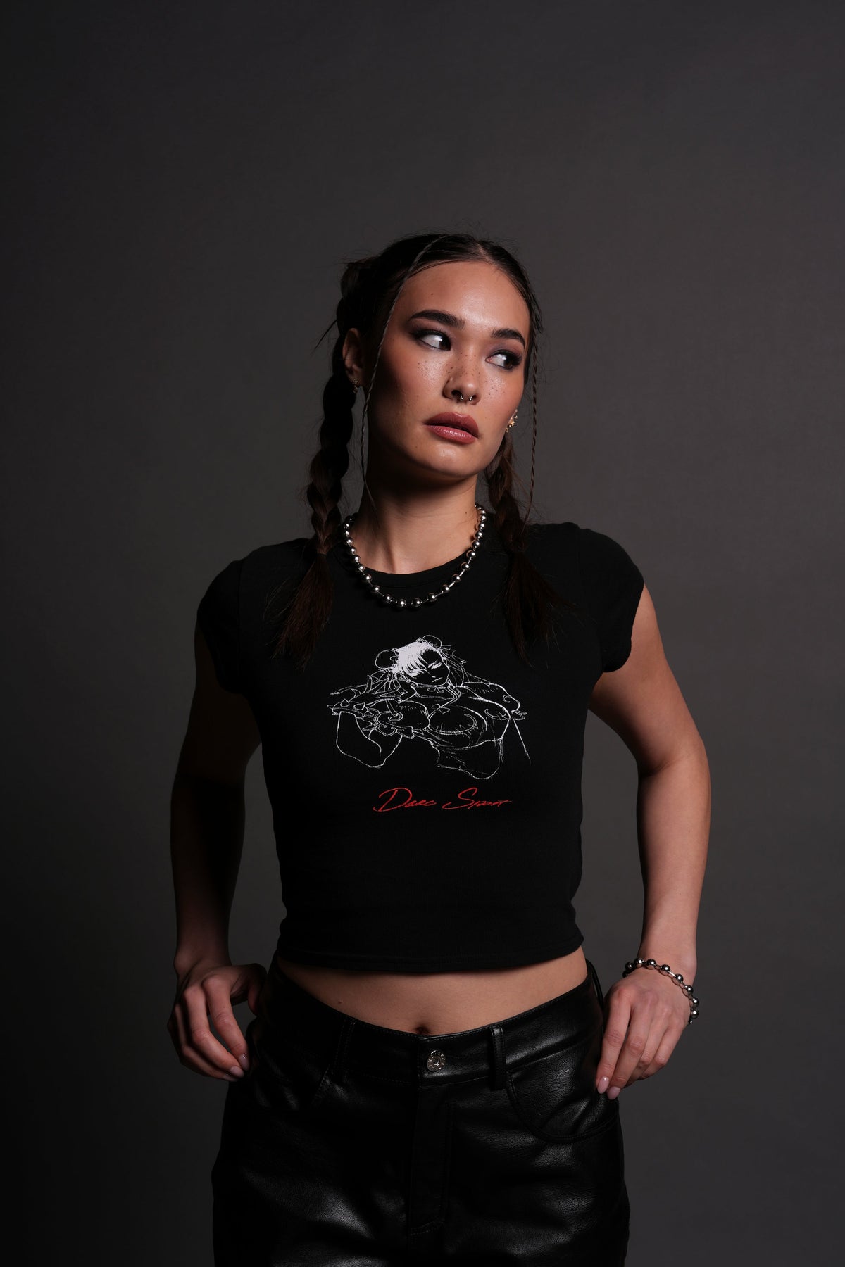 No Match "Baby" Tee in Black - imagem 6