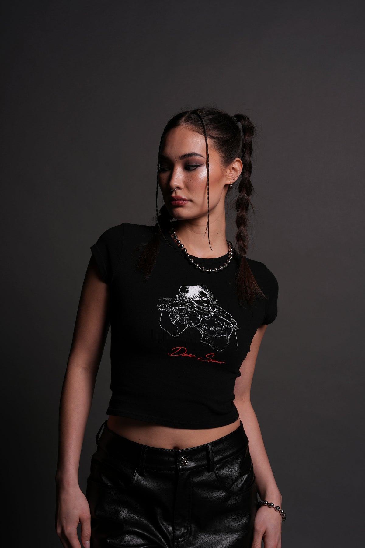 No Match "Baby" Tee in Black - imagem 5