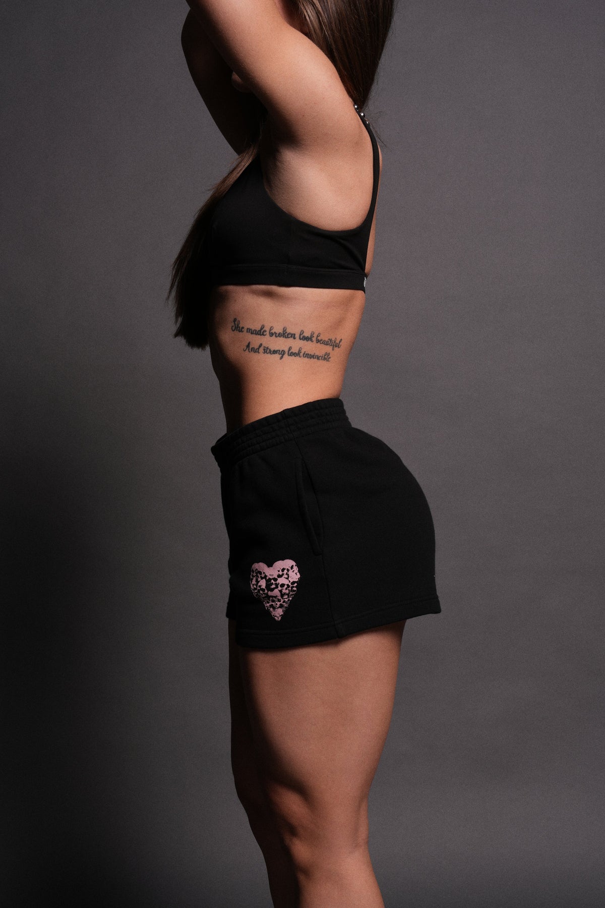 Memento Amore Ellie Sweat Shorts in Black - imagem 1