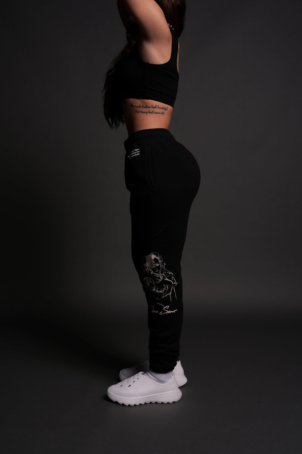 No Match She Post Lounge Sweats in Black - imagem 2