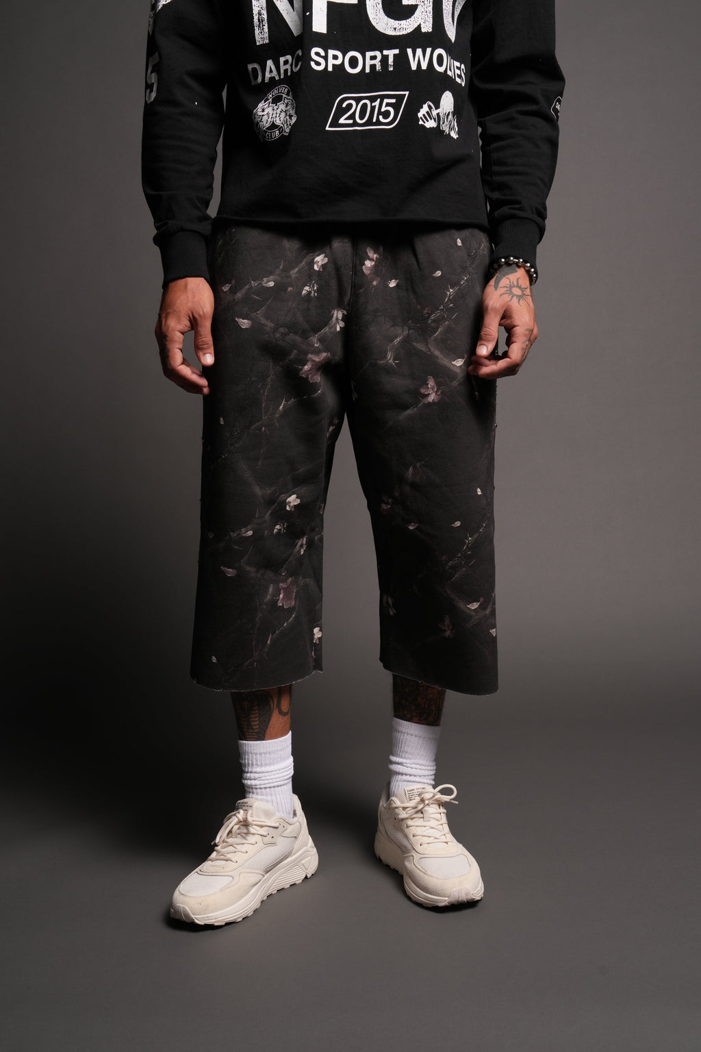 Wolves Heritage Lennox Sweat Pants In All Of Us Camo - imagem 2
