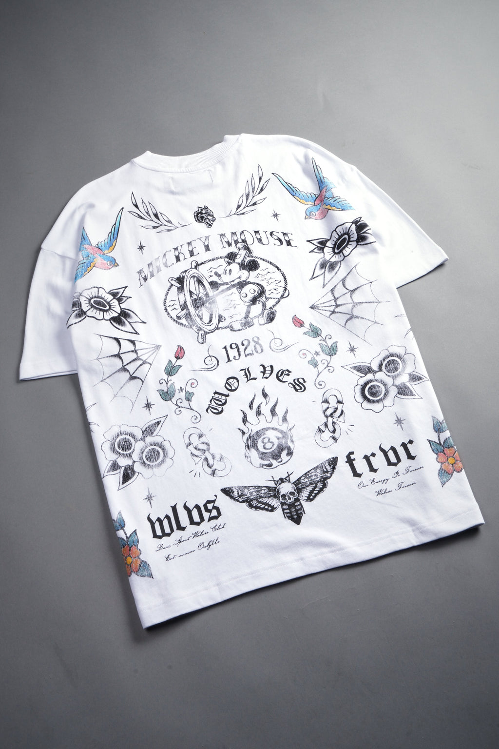 Sailor Wolves Premium Oversized Tee in White