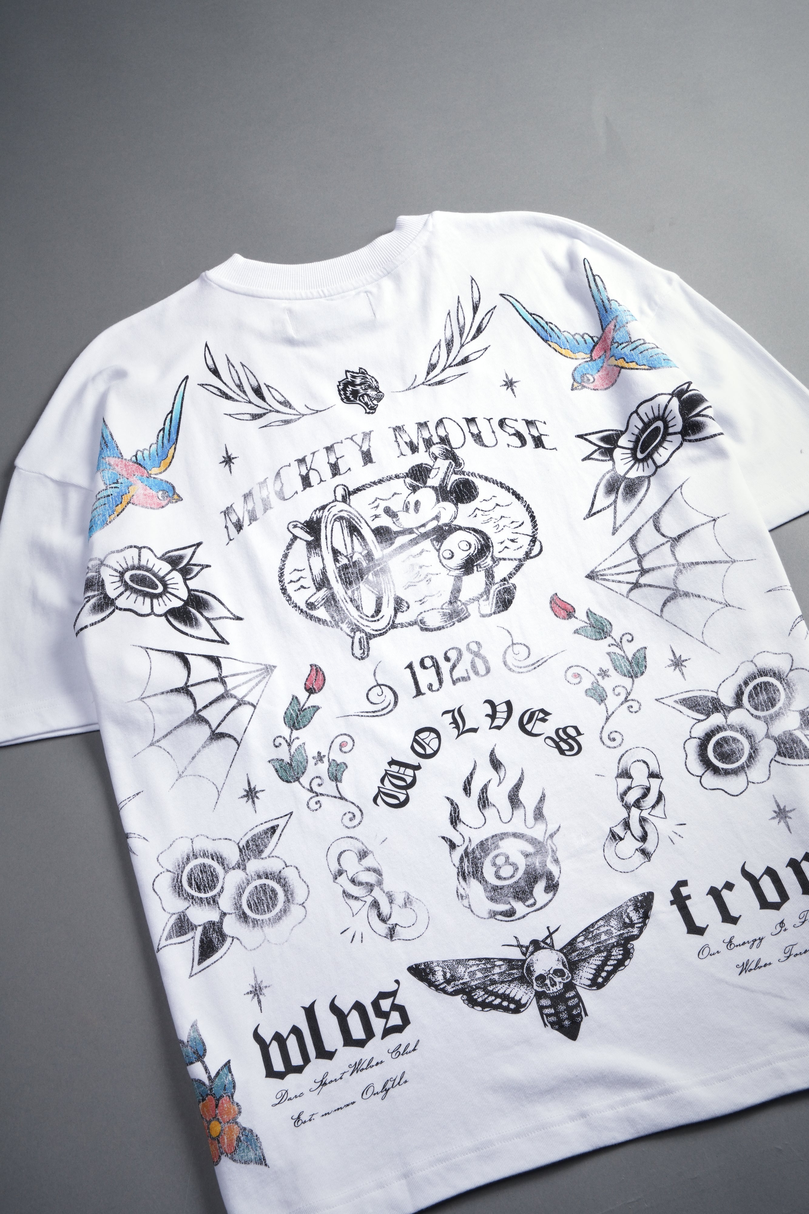 Sailor Wolves Premium Oversized Tee in White