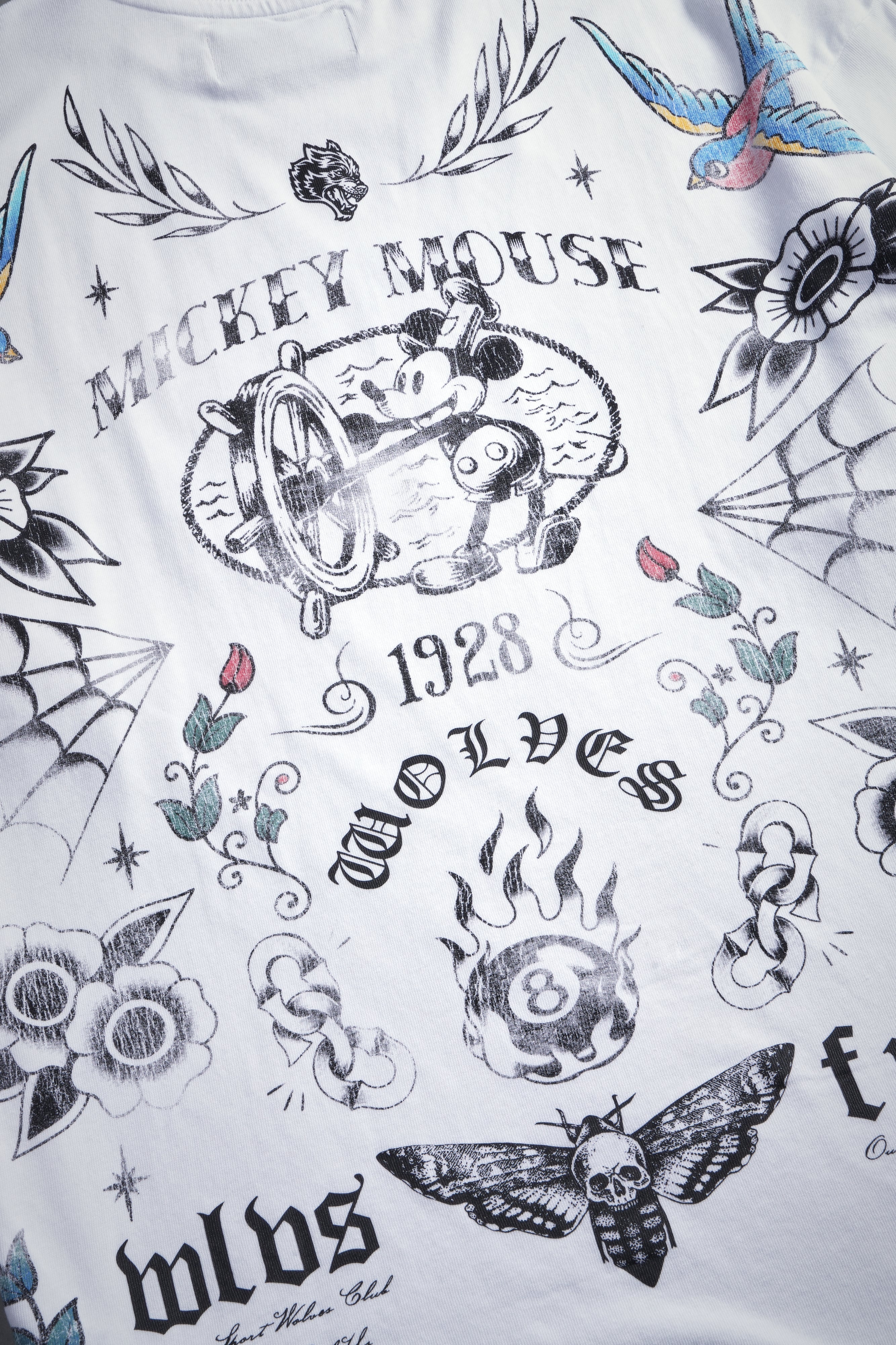 Sailor Wolves Premium Oversized Tee in White