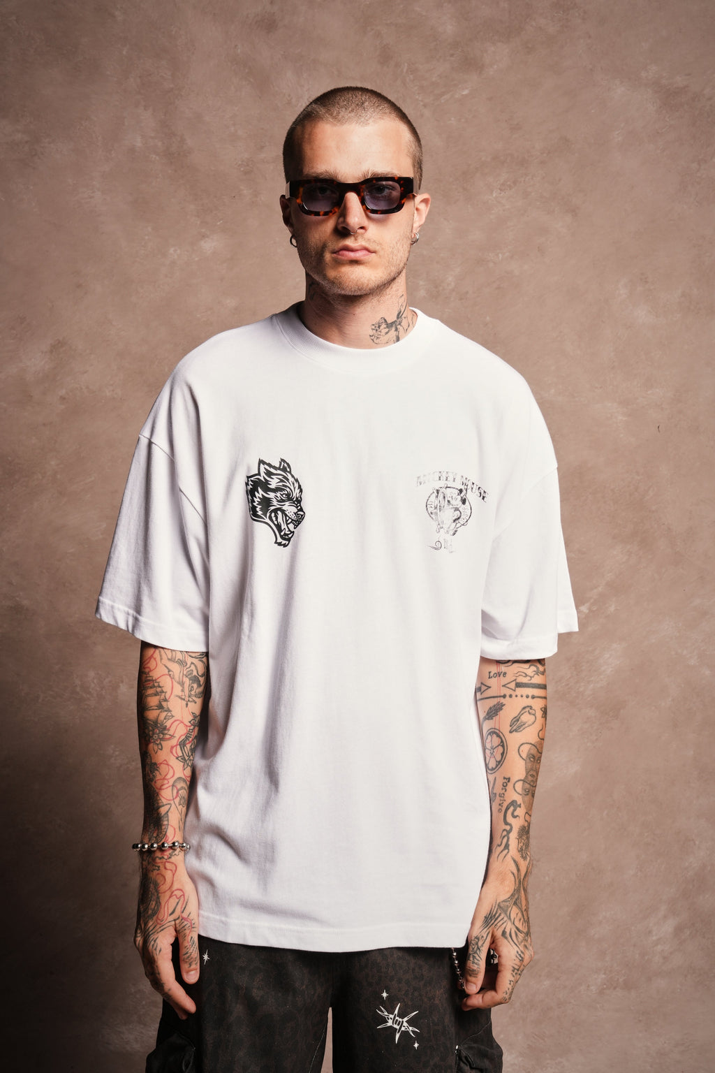 Sailor Wolves Premium Oversized Tee in White