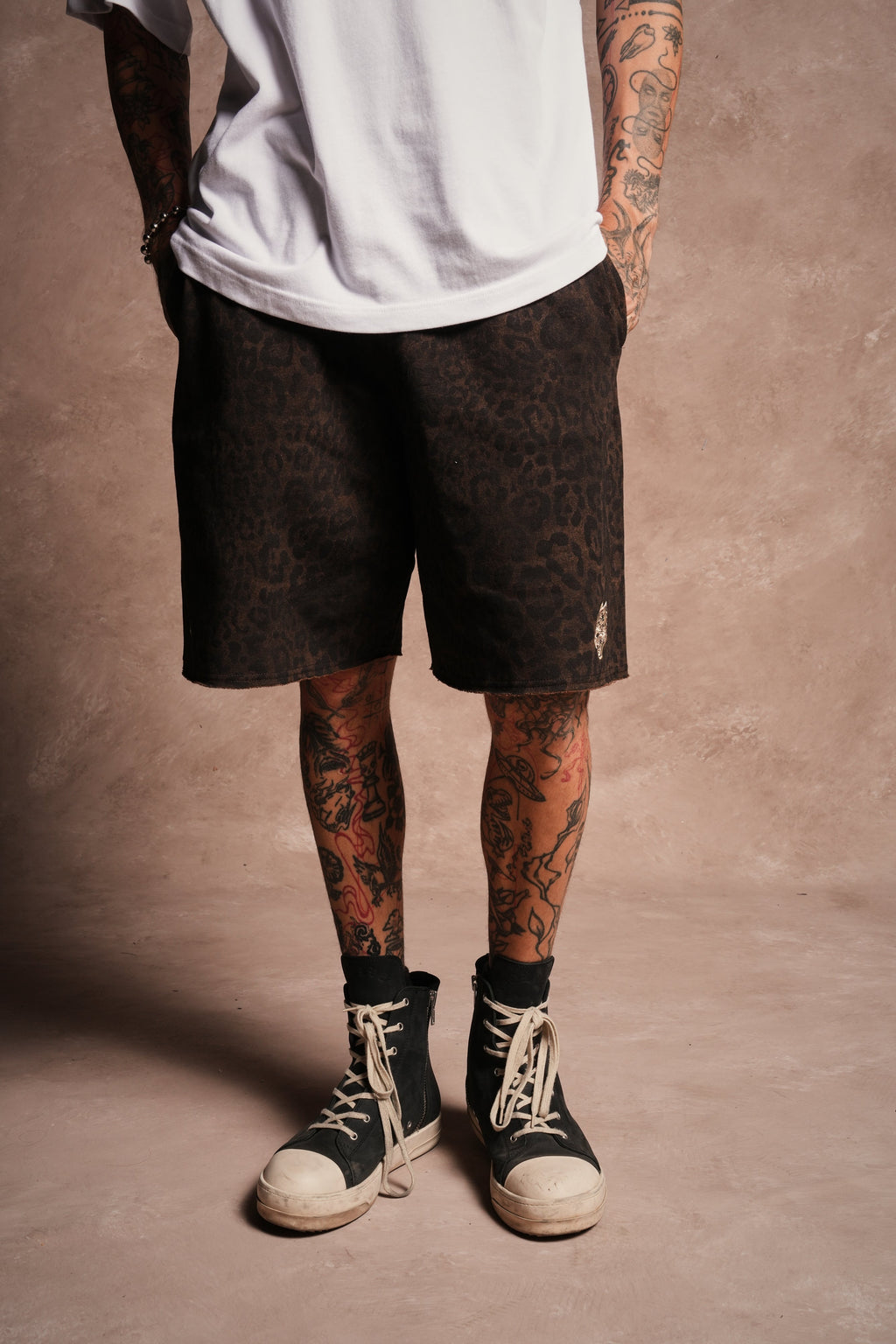 Dual Grunge Oversized Raw Hem Post Lounge Sweat Shorts in Darc Brown Leopard