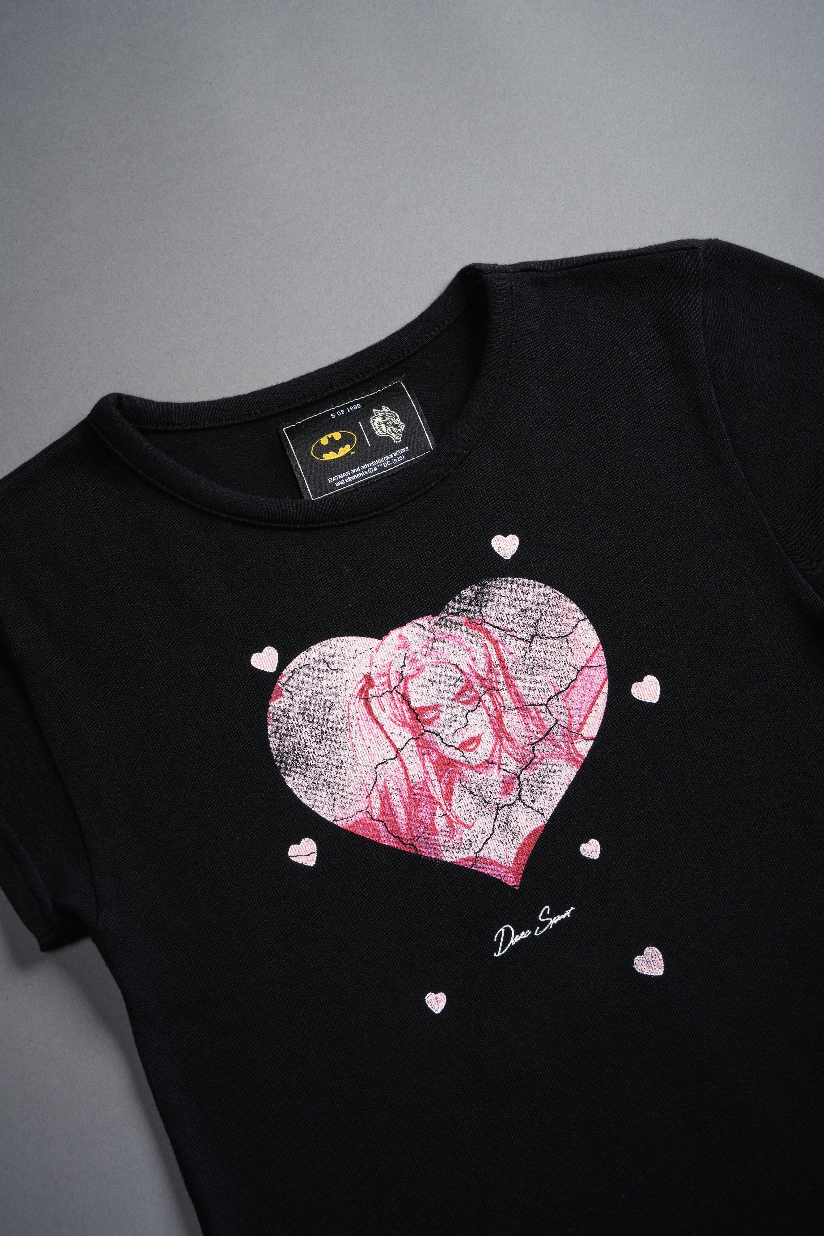 Her Energy "Baby" Tee in Black — imagem 7