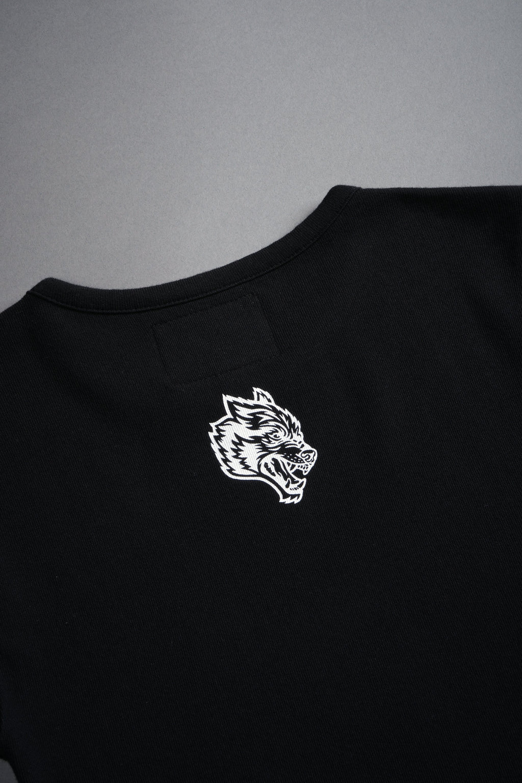 Her Energy "Baby" Tee in Black — imagem 8