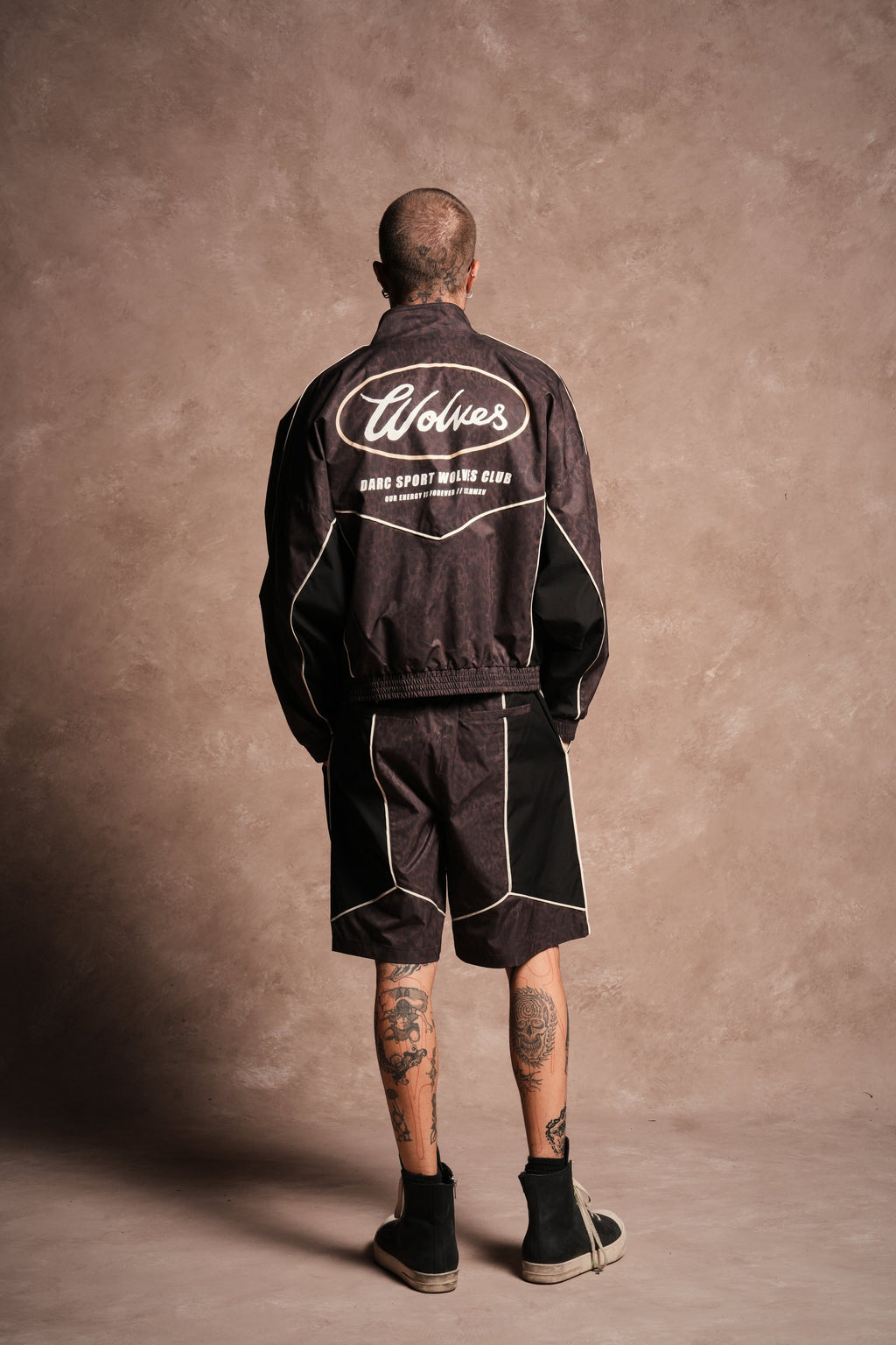 Dual Mens Quinn Track Short in Darc Brown Leopard