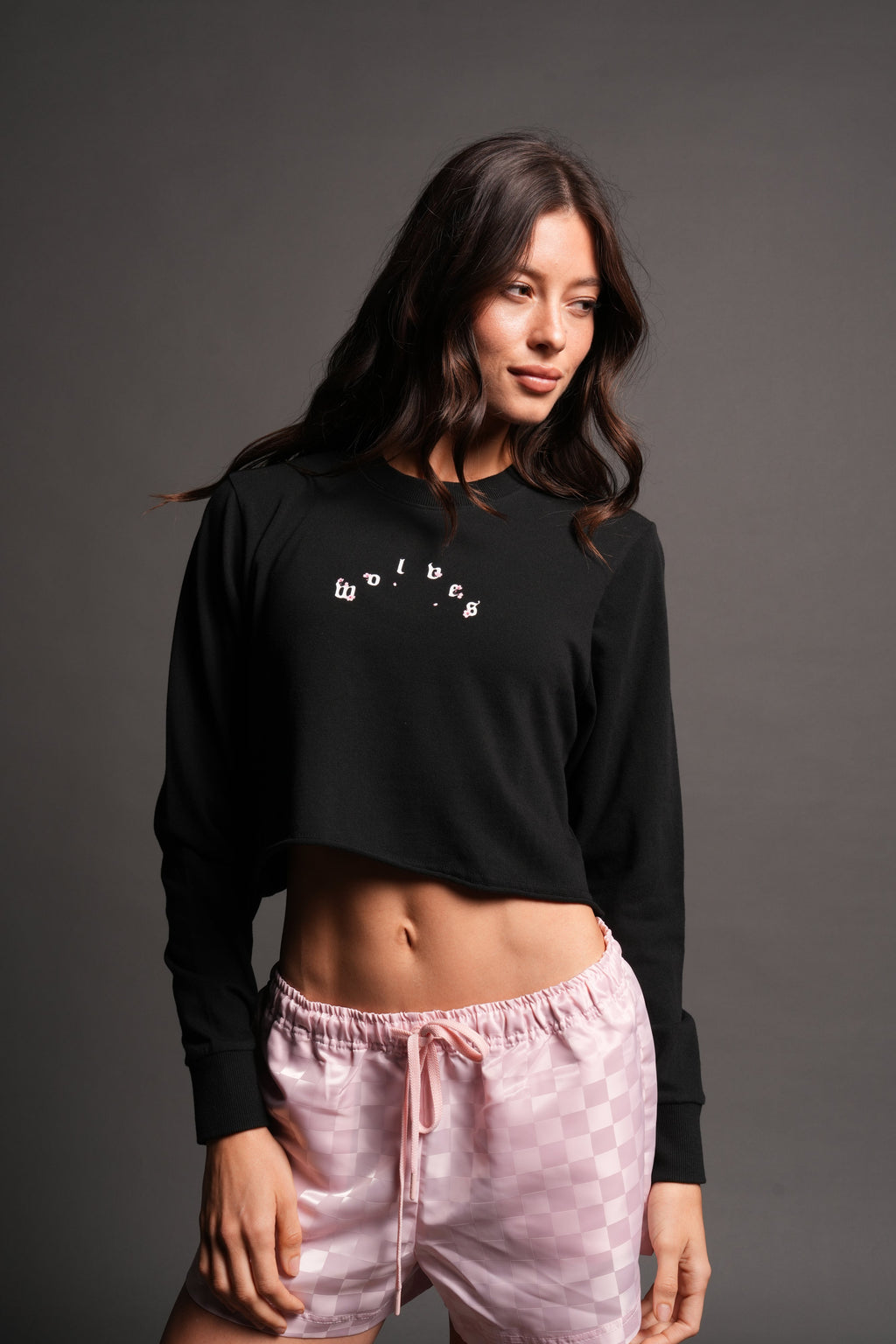 Sakura Pyramid Premium Cropped Ls Tee In Black