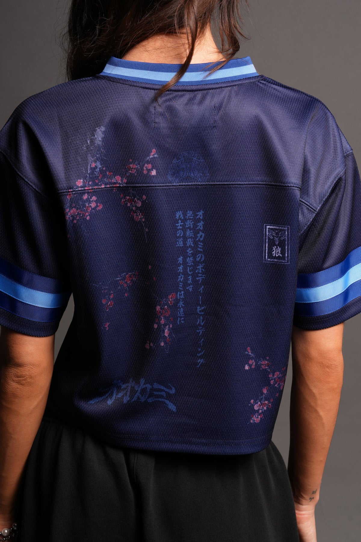 Honor She Football Crop Jersey in Royal Navy — imagem 4