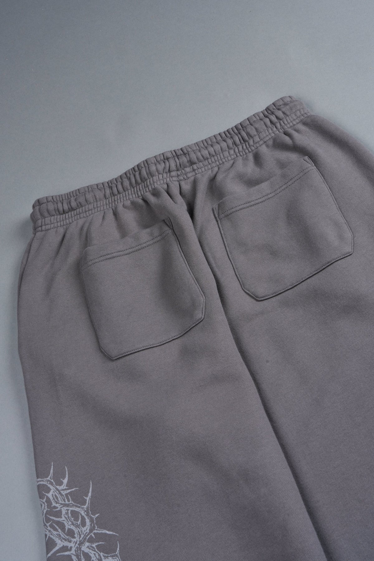 Exo Thorns Lennox Sweat Pants In Slate Gray — imagem 5