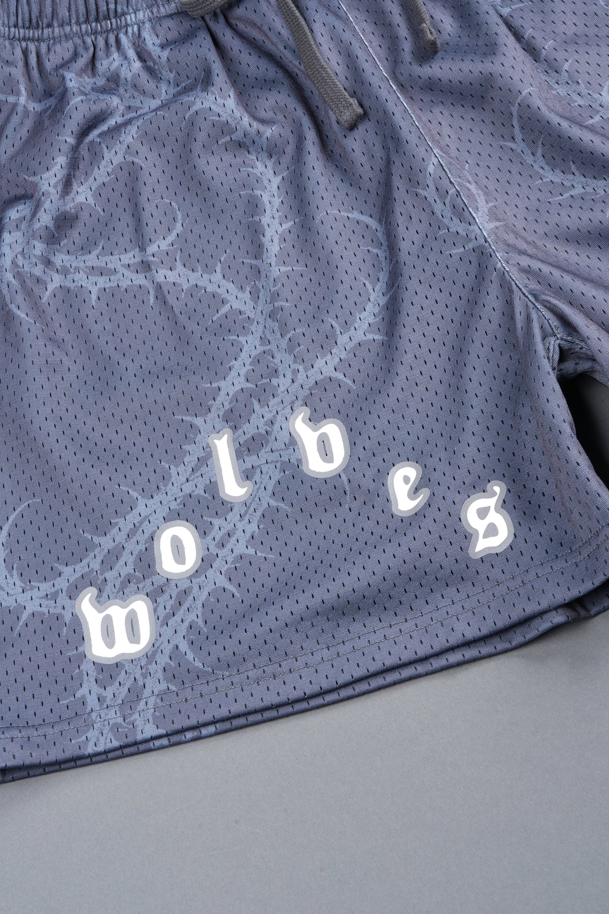 Thorns Frvr Mesh Shorts In Slate Gray — imagem 5