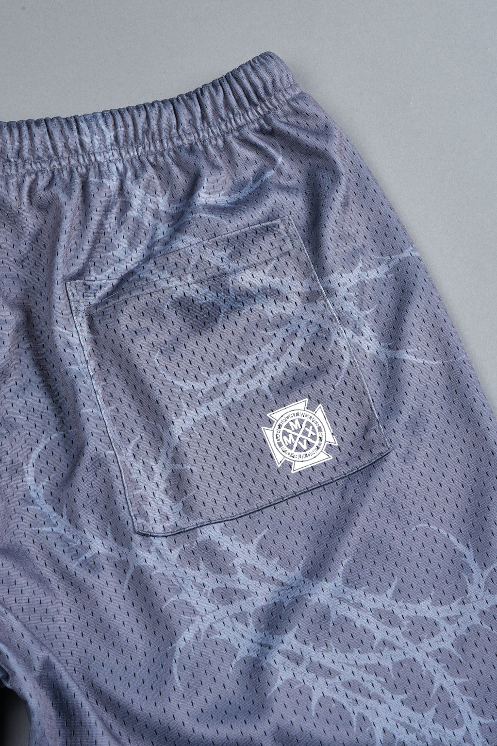 Thorns Frvr Mesh Shorts In Slate Gray — imagem 7