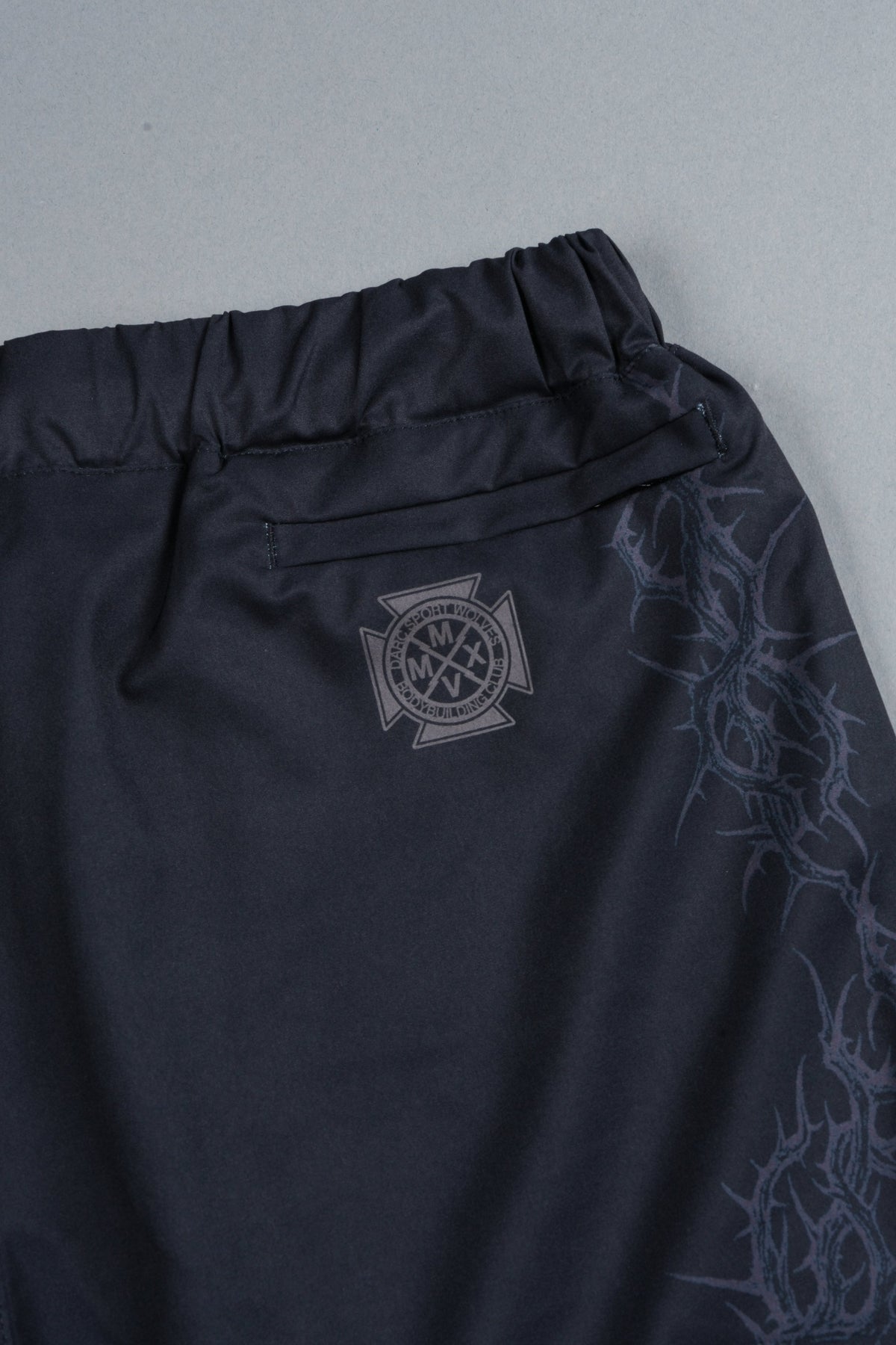 Exo Thorns Compression Shorts In Black — imagem 7