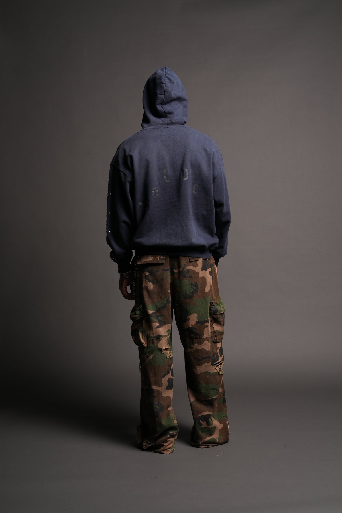 Wolves Heritage Grunge Moatis Hoodie In Navy Sun Fade - imagem 6