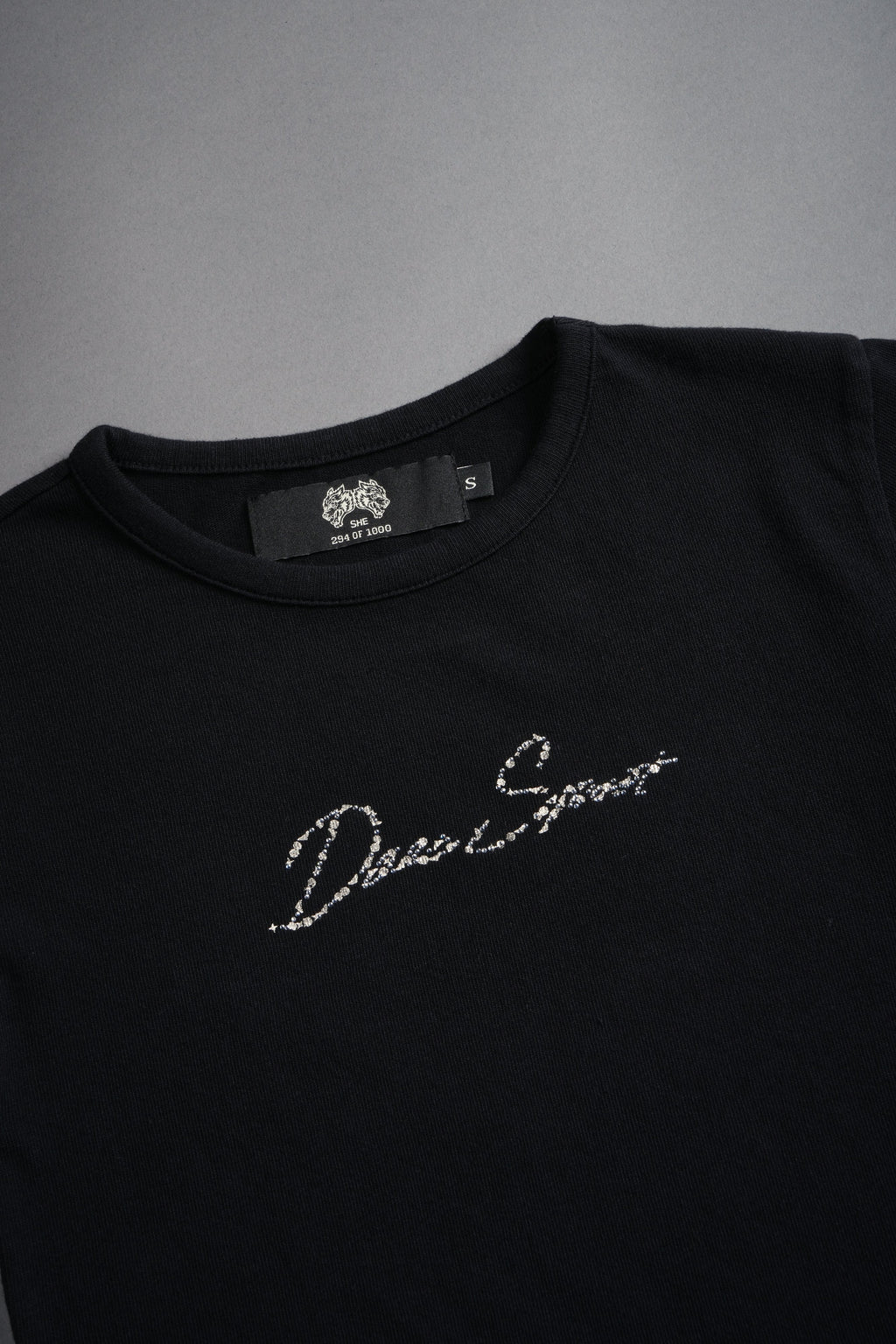 Darc Star "Baby" Tee in Black — imagem 8