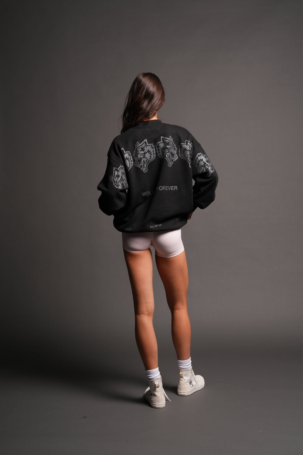 Wolves Have Your Back London Crewneck In Black - imagem 4