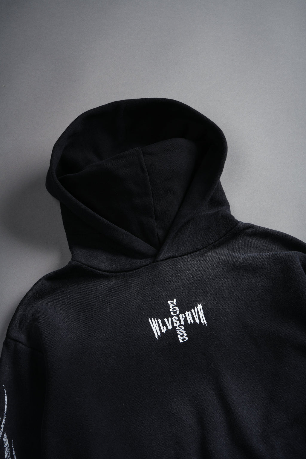 Finite Flame "Rose" She Hoodie in Black Drift Wash — imagem 7