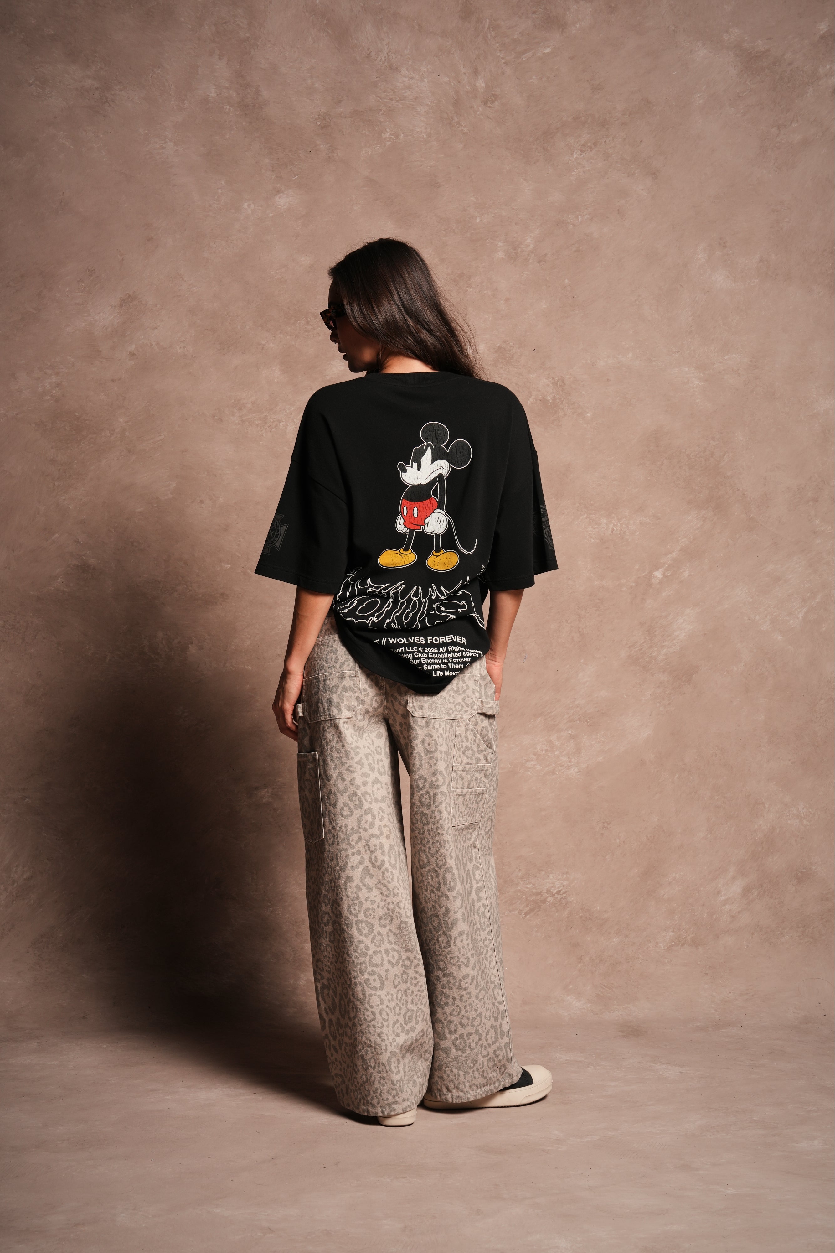 Mickey Wlvsfrvr Premium Oversized Tee in Black