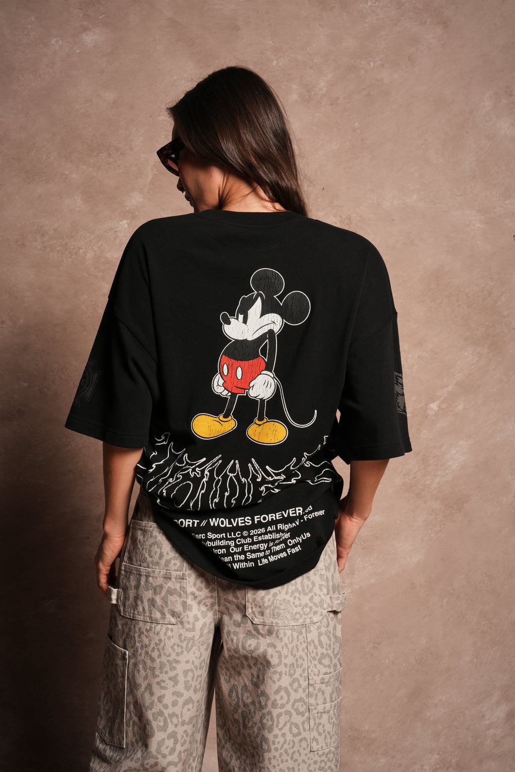 Mickey Wlvsfrvr Premium Oversized Tee in Black
