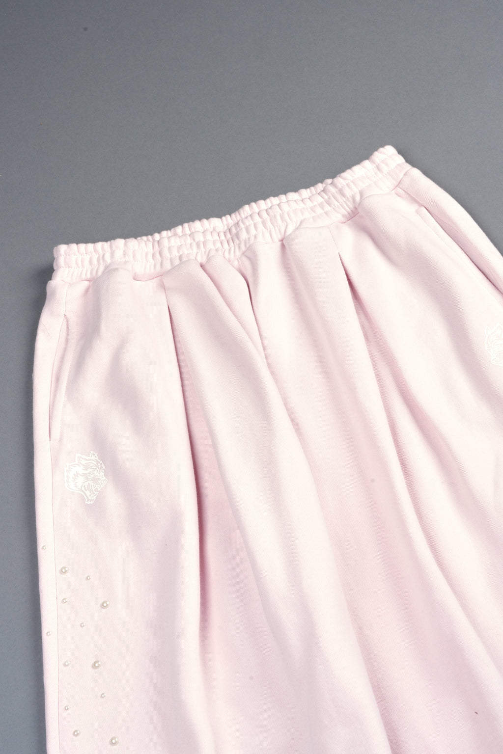 She Pearls Yara Pleated Sweat Pants In Blush Pink — imagem 4