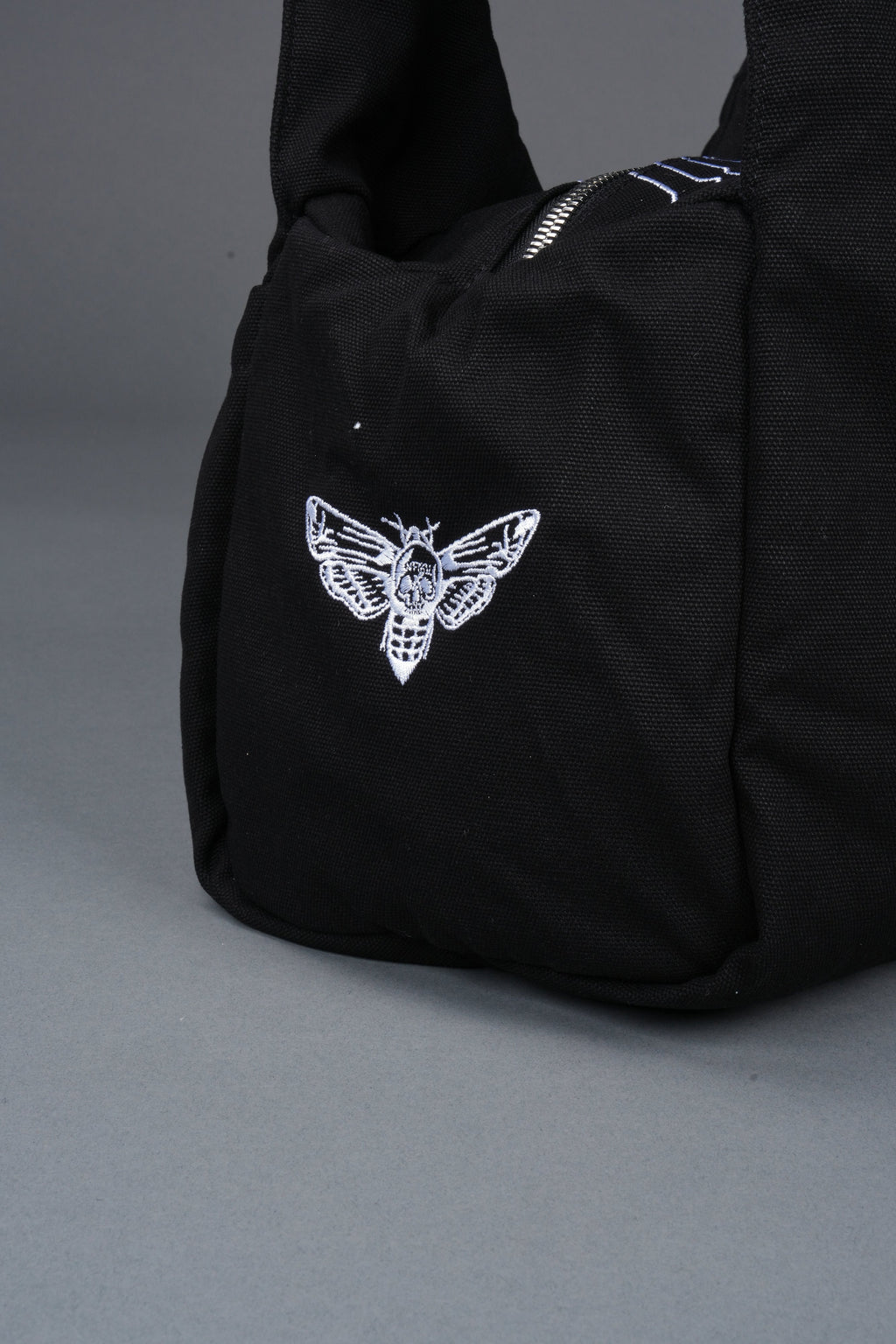 OnlyUs She Carry All Canvas Bag — imagem 4