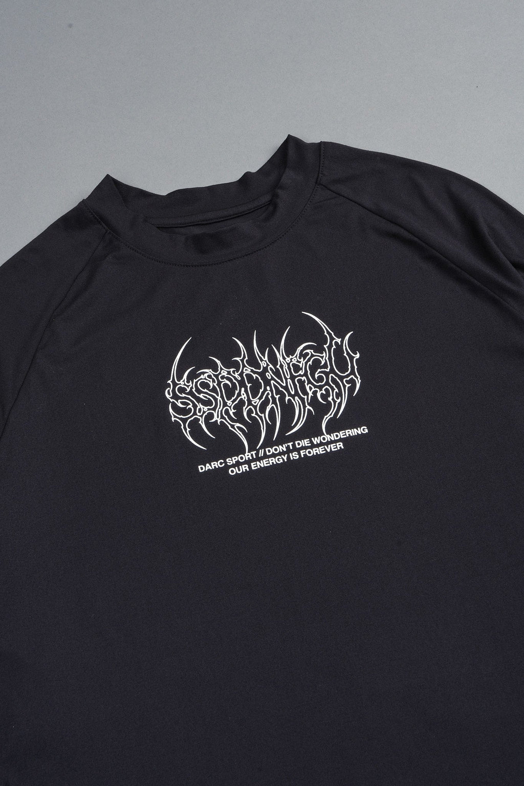 Hesh Mantra Dry Wolf Raglan Ls Tee In Black
