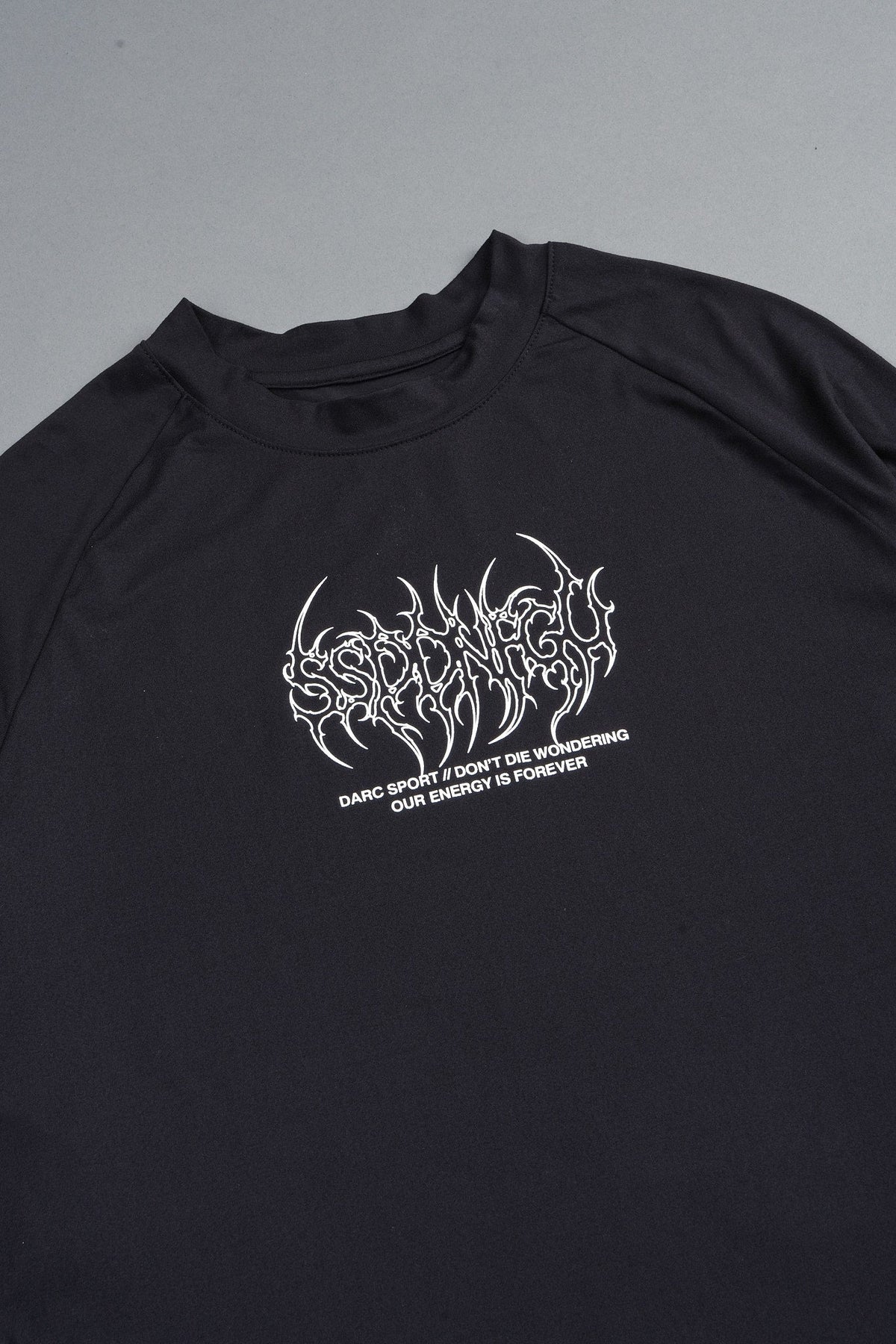 Hesh Mantra Dry Wolf Raglan Ls Tee In Black