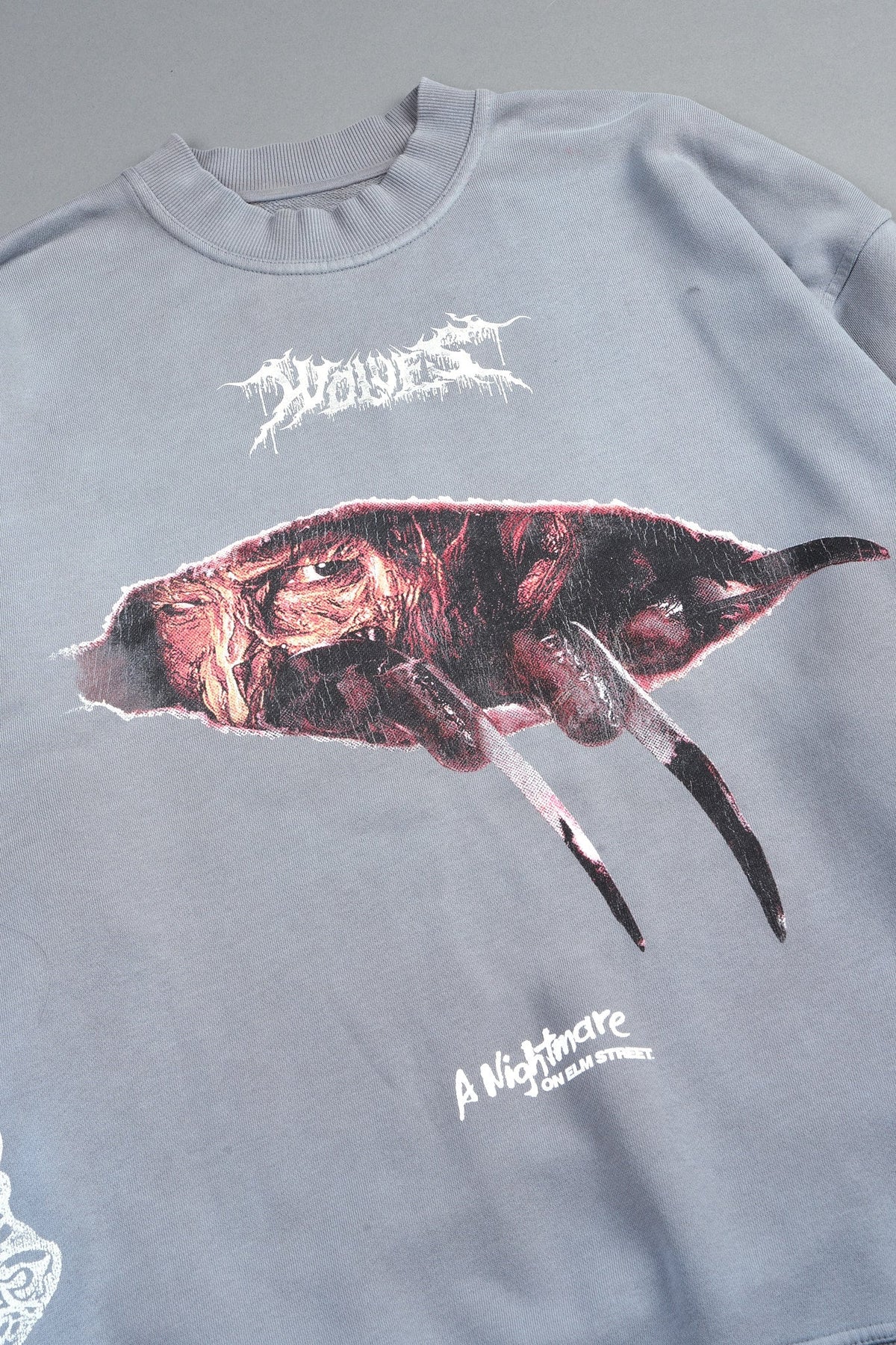 Dont Sleep London Crewneck In Dove Gray Super Sun Fade