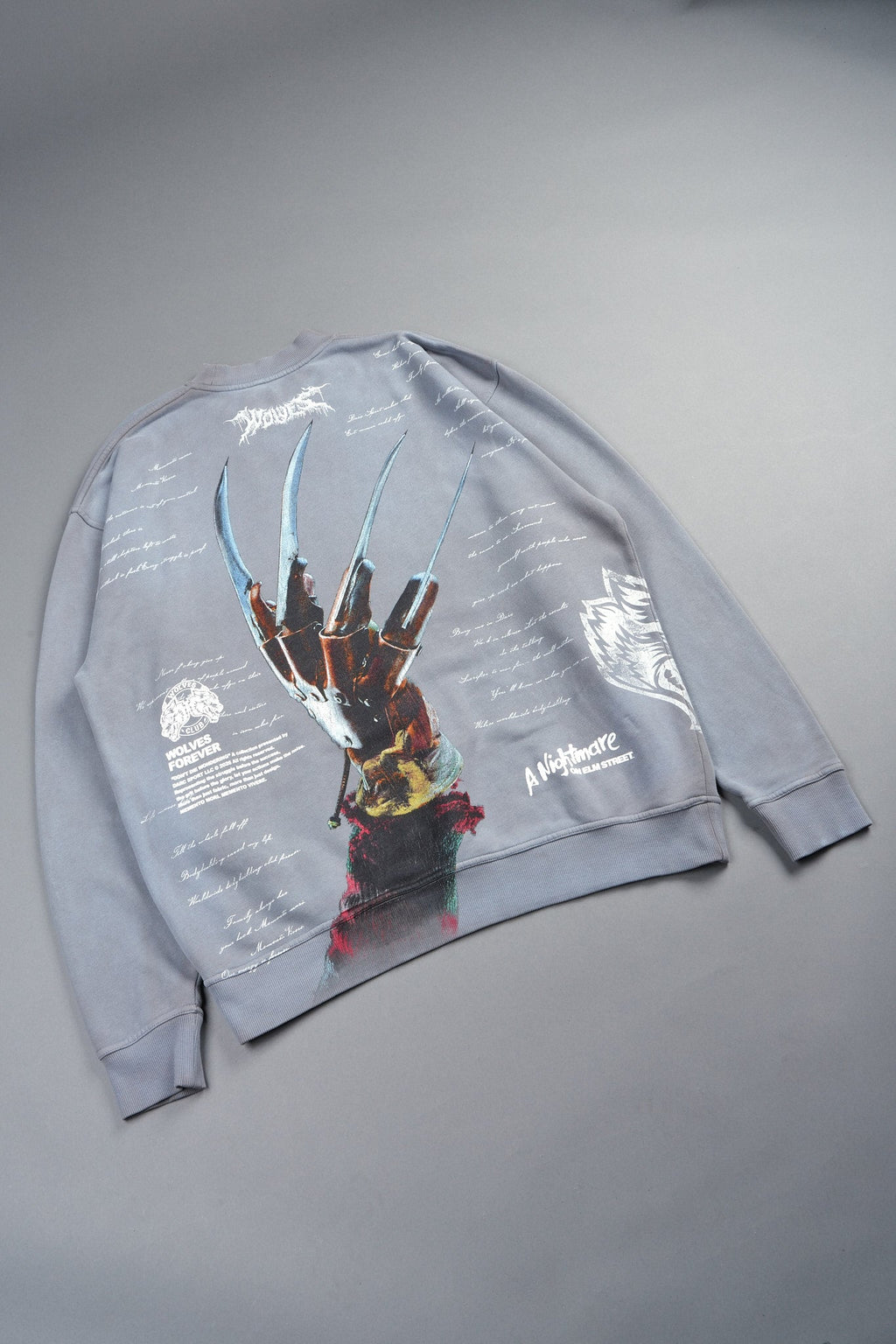 Dont Sleep London Crewneck In Dove Gray Super Sun Fade