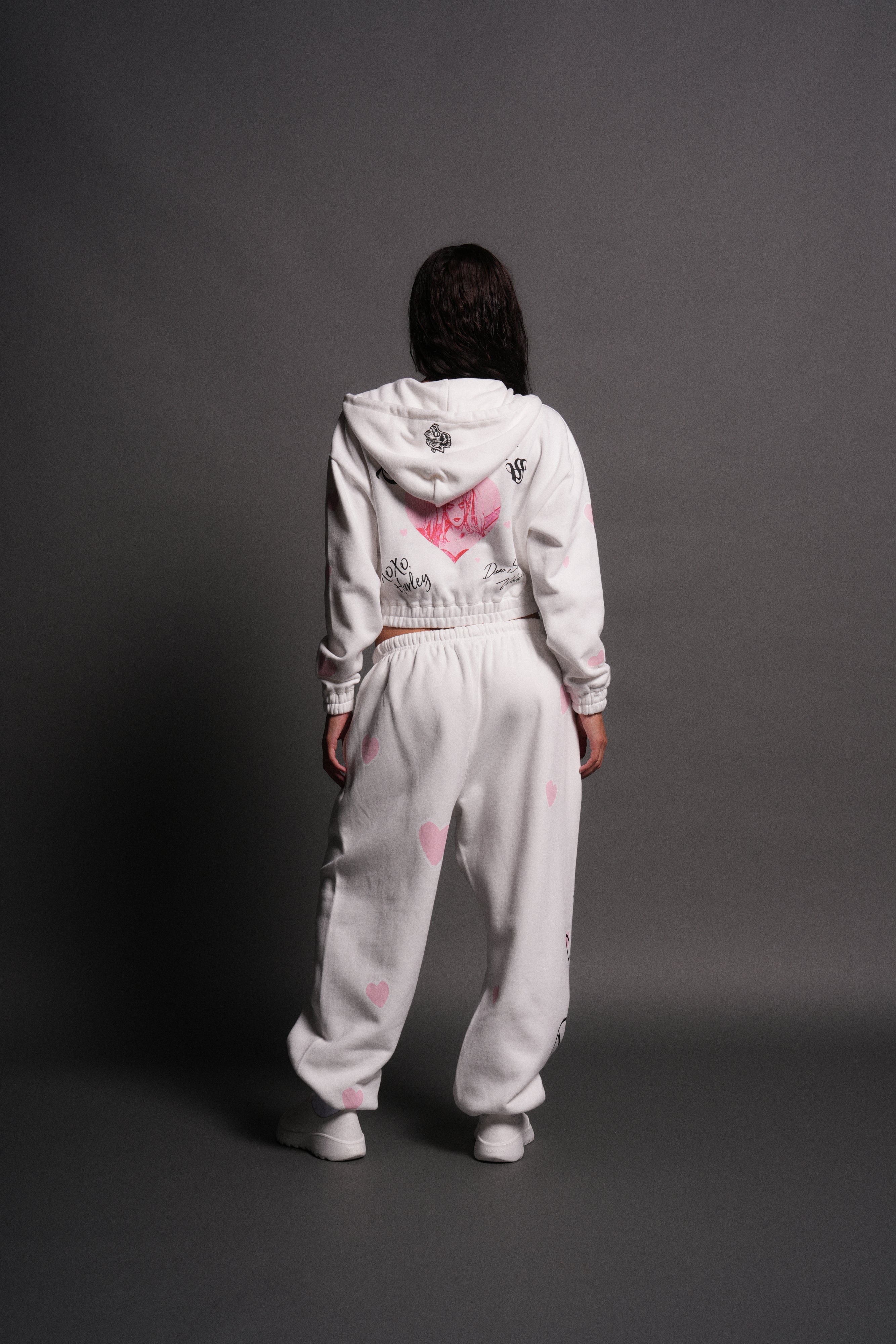 Her Energy "Chambers" (Cropped) Zip Hoodie in Cream — imagem 6