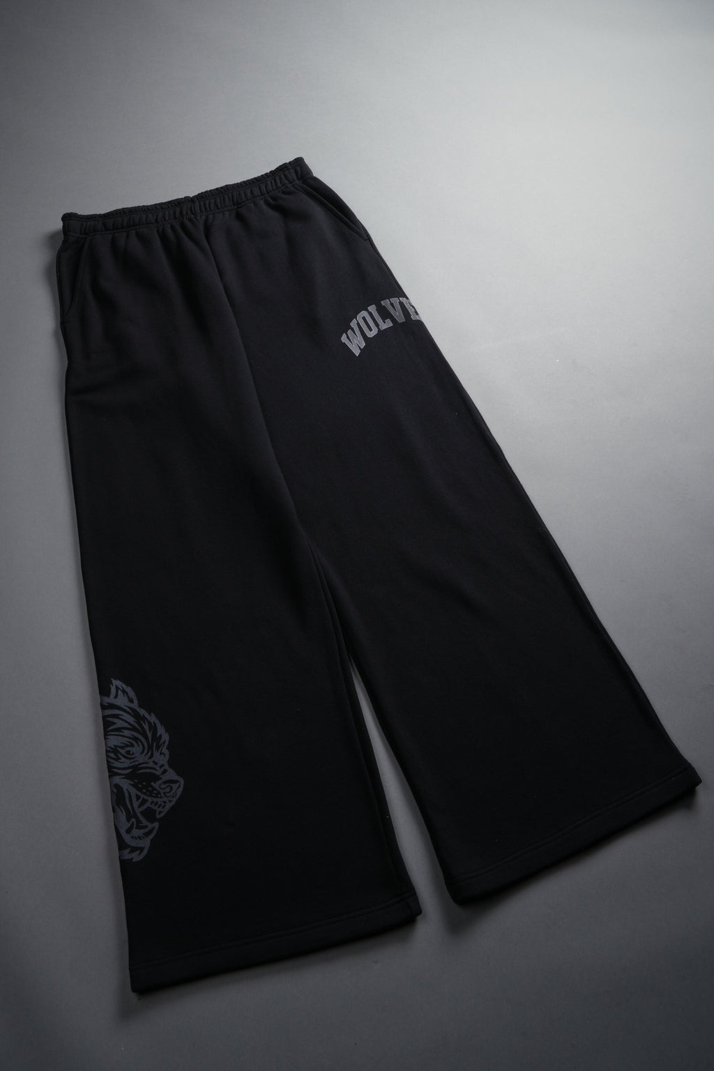 Loyalty Frvr Lennox Sweat Pants in Black — imagem 13