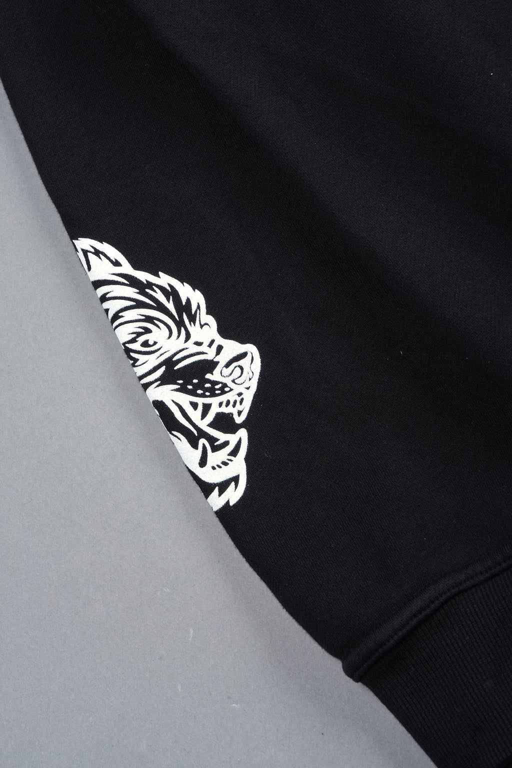The New Blood London Crewneck In Black