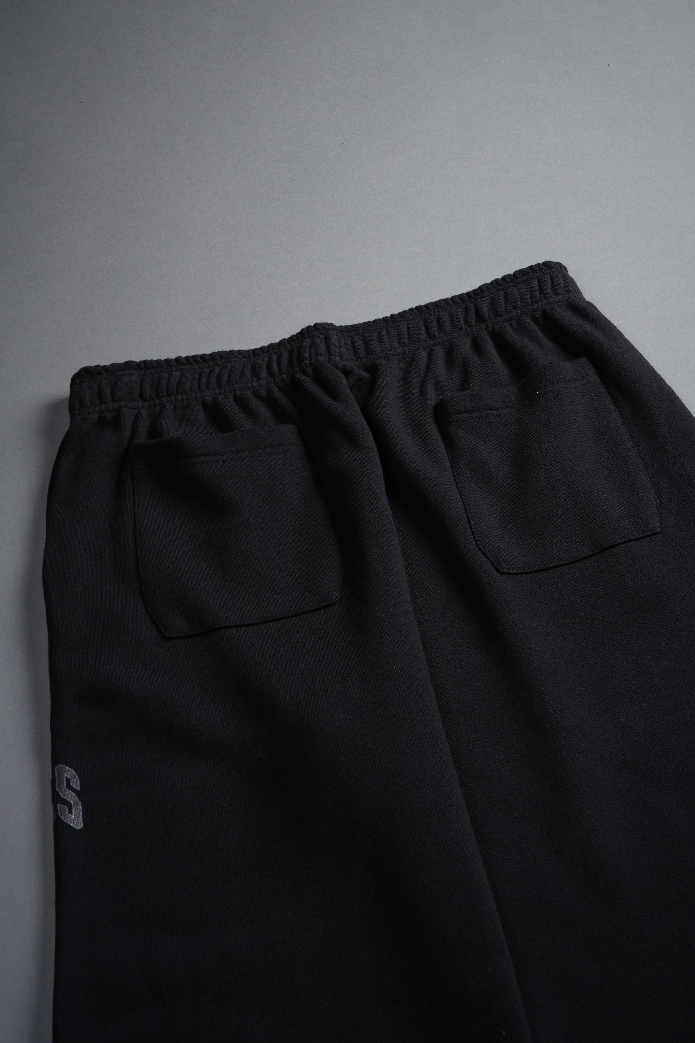 Loyalty Frvr Lennox Sweat Pants in Black — imagem 12