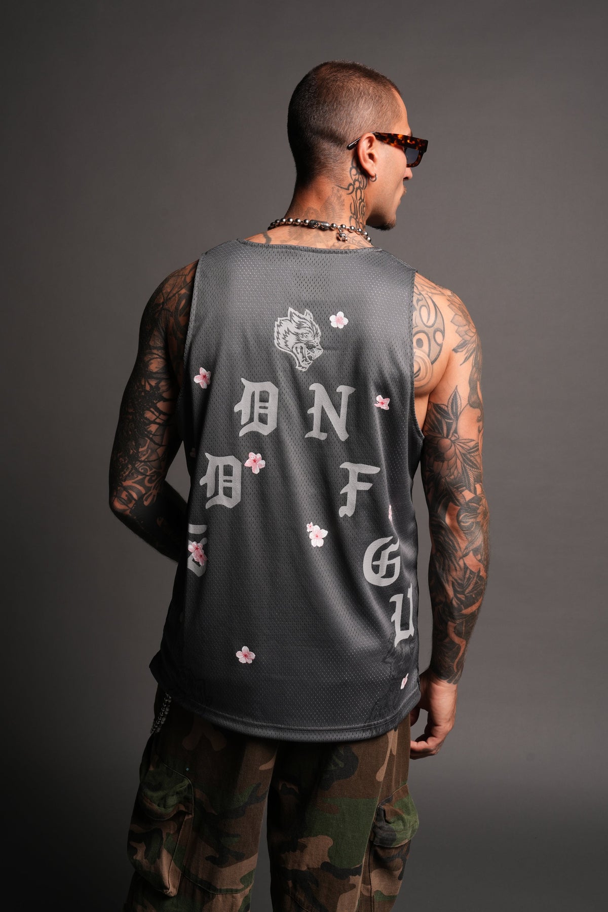 Shadow Blossom Reversible Bball Jersey In Slate Gray / All Of Us Camo - imagem 10