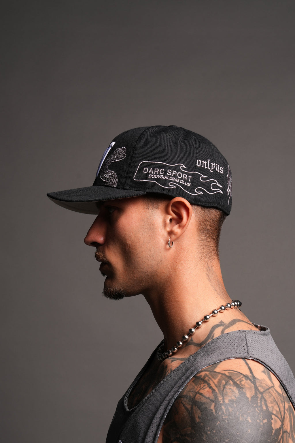 Darc Sport Icons Fitted Cap In Black/Wolf Gray - imagem 4