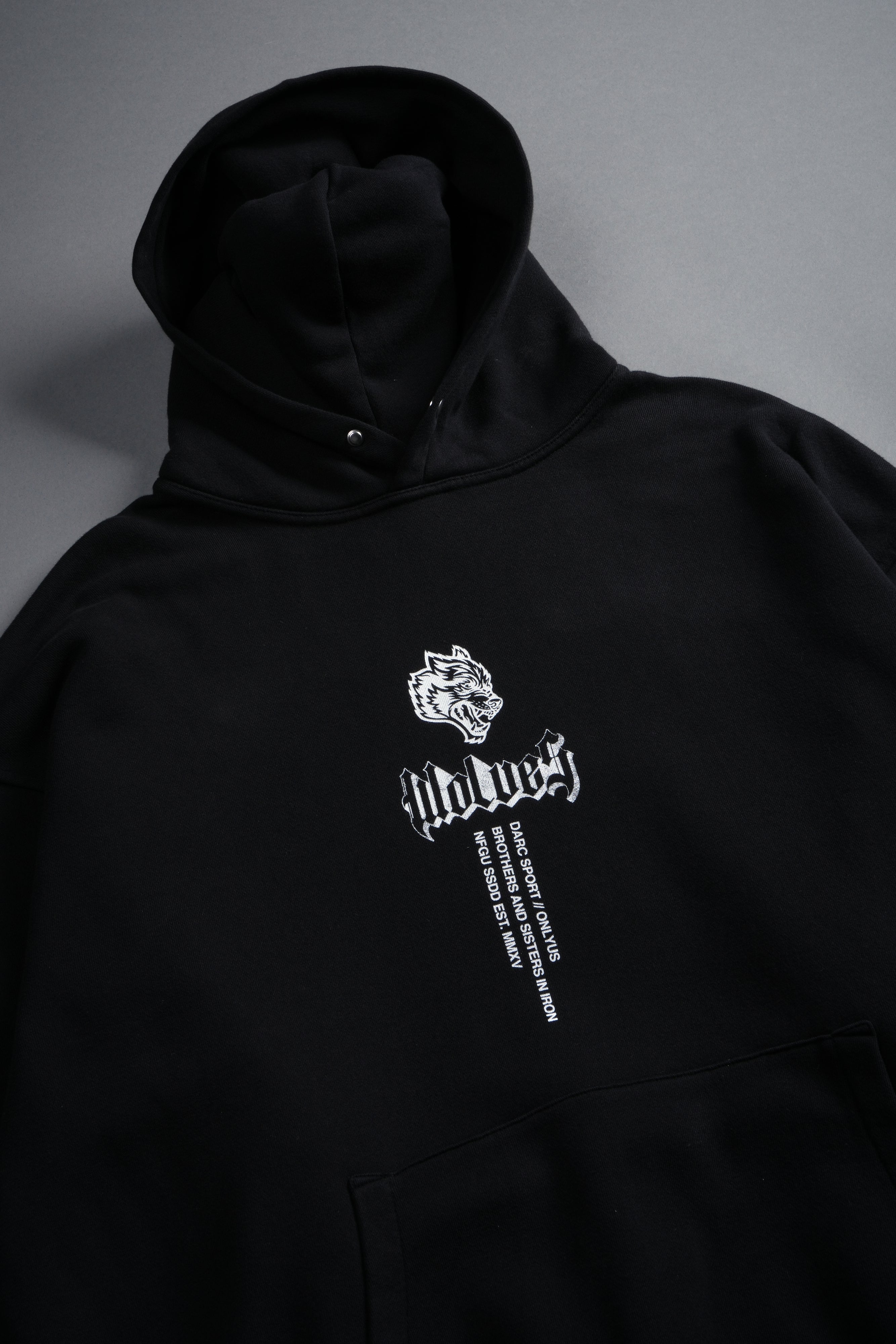Free Will V2 Pierce Hoodie in Black — imagem 8