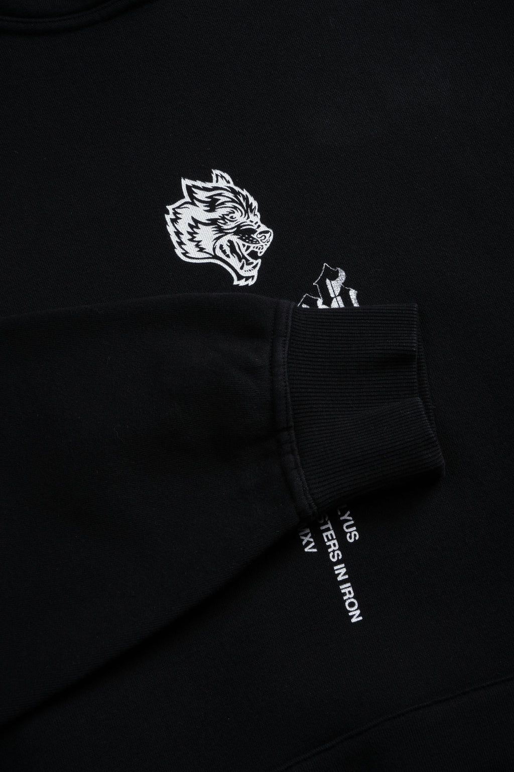 Free Will V2 Pierce Hoodie in Black — imagem 9