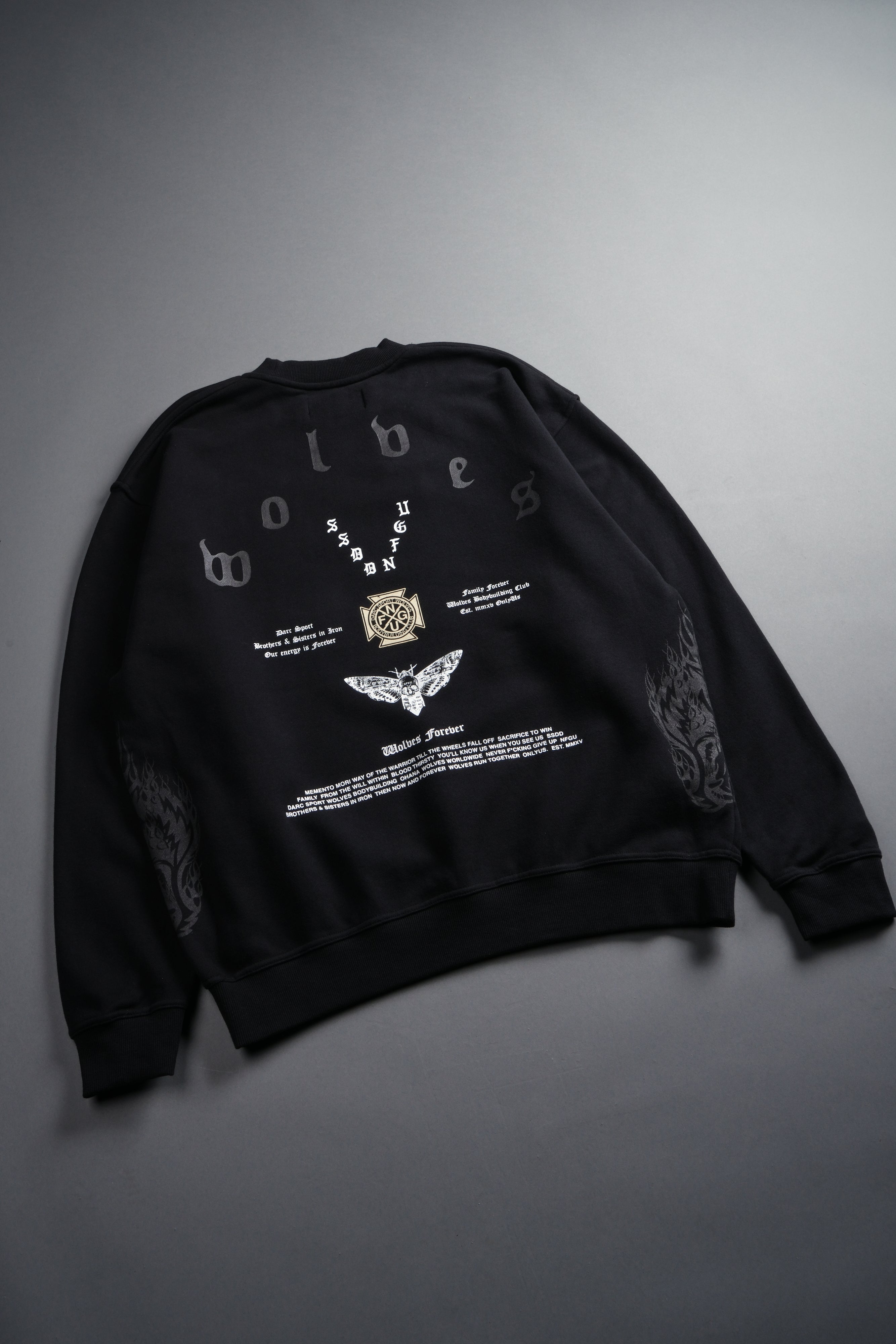 Lineage Frvr London Crewneck in Black — imagem 12