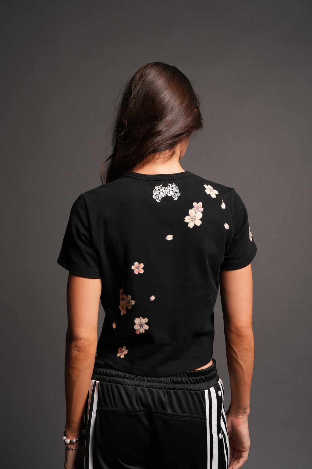 Box Sakura Timeless Tee In Black — imagem 2