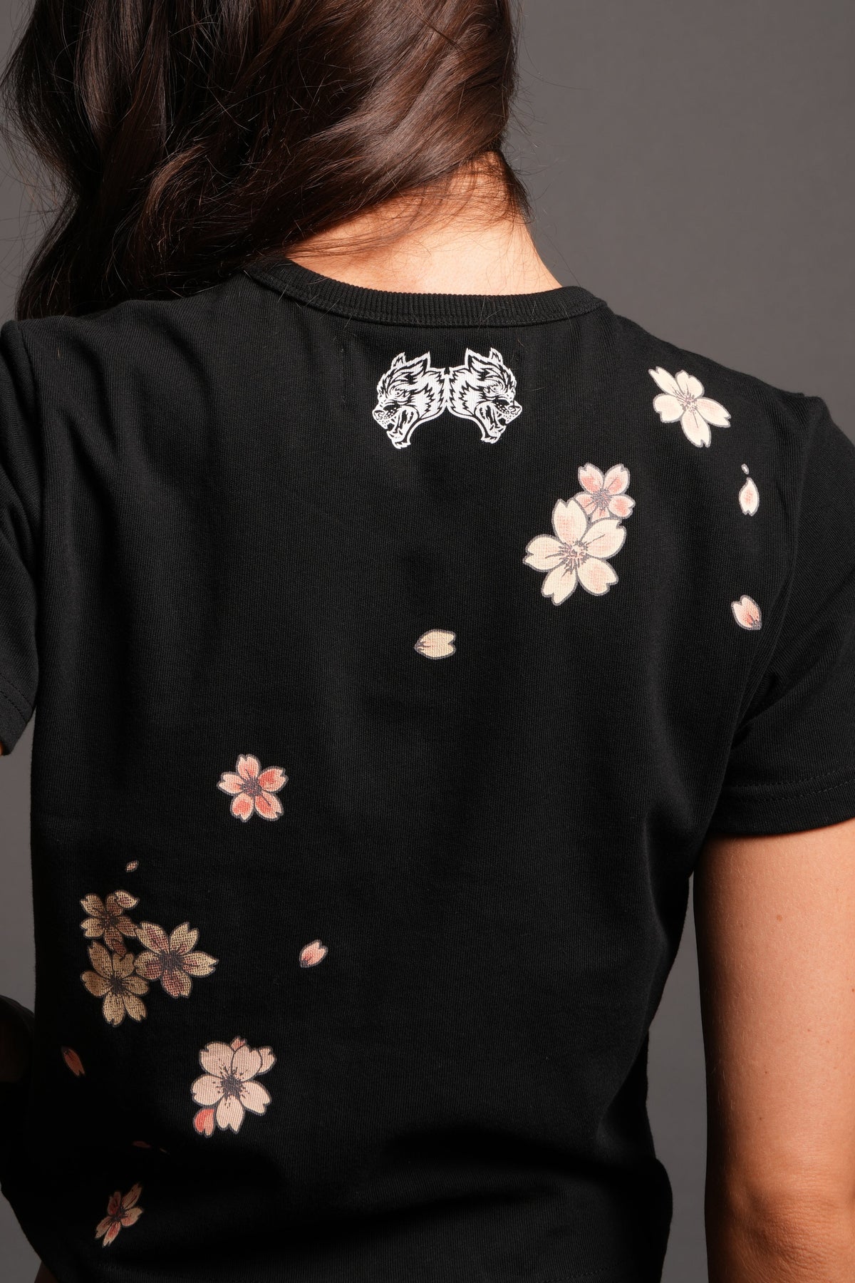 Box Sakura Timeless Tee In Black — imagem 4