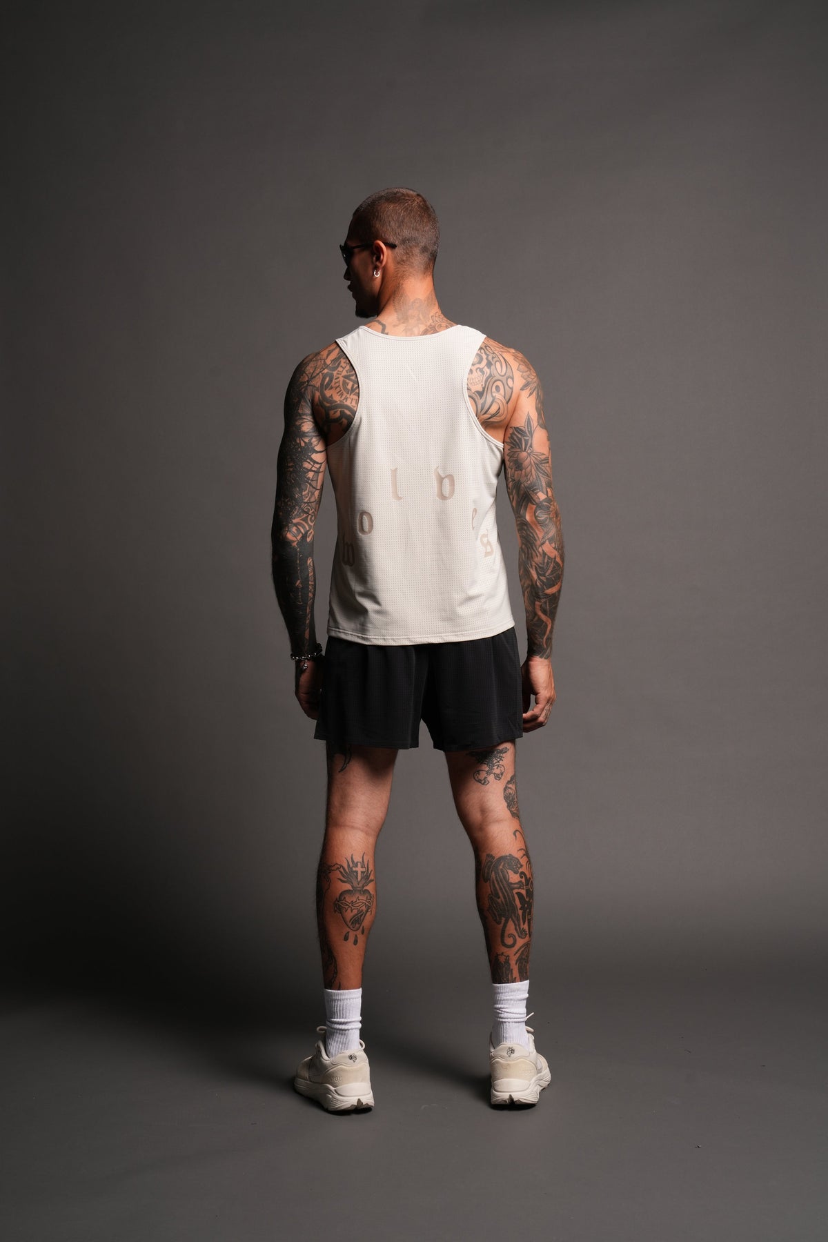 Pyramid V3 Rocky Running Tank In Cream - imagem 6