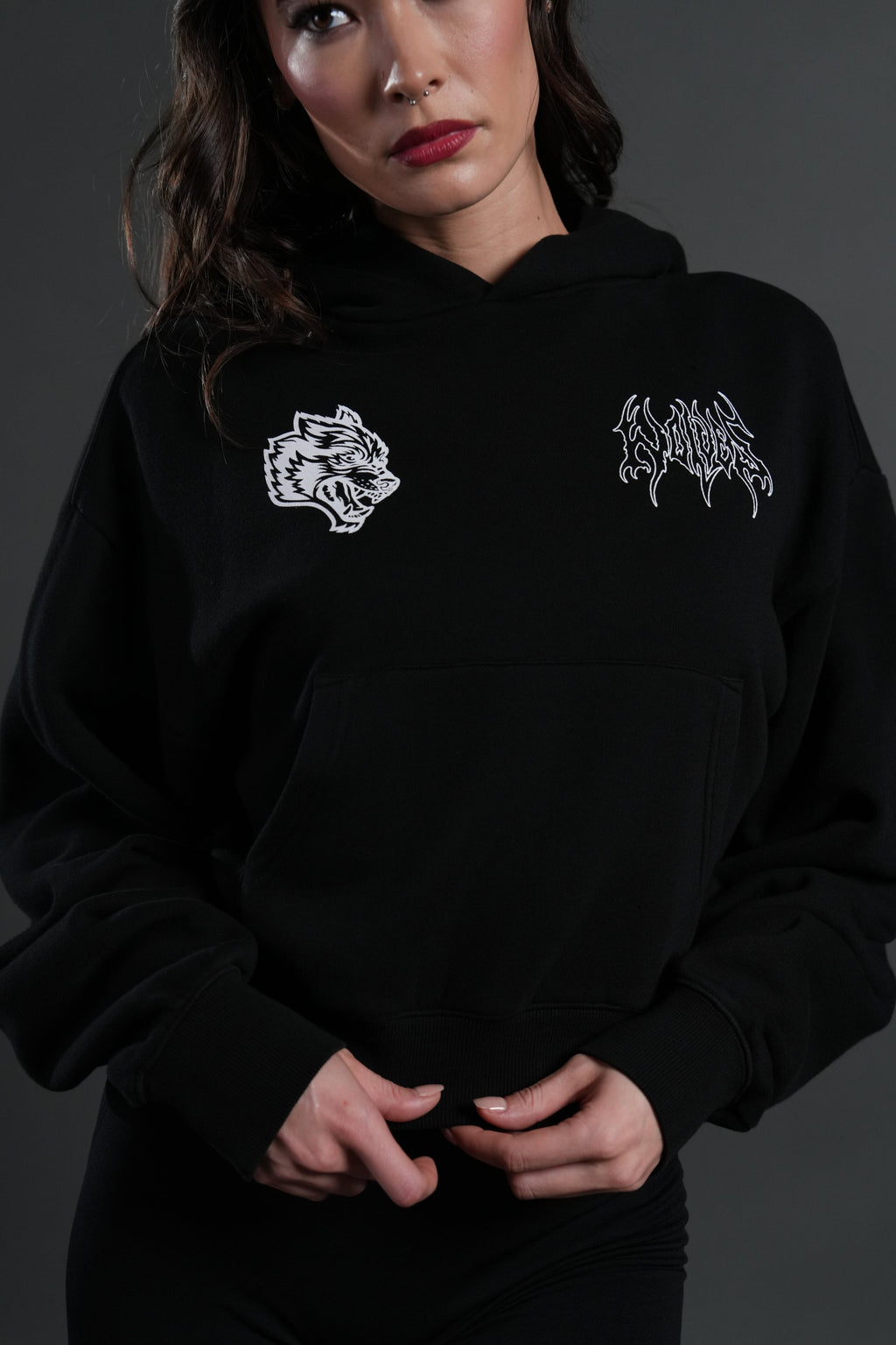 Wolf Hesh Owen Cropped Hoodie in Black