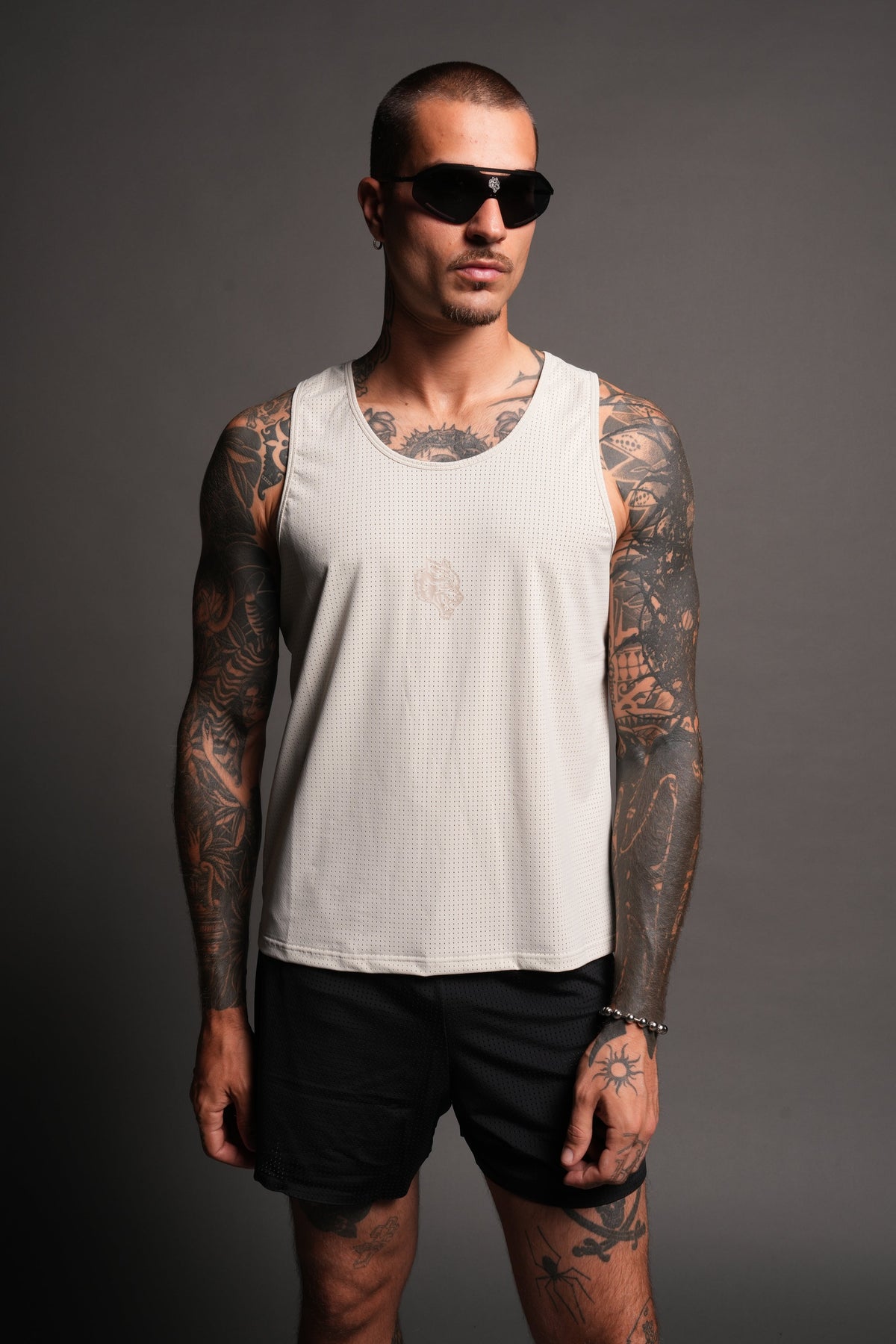 Pyramid V3 Rocky Running Tank In Cream - imagem 4