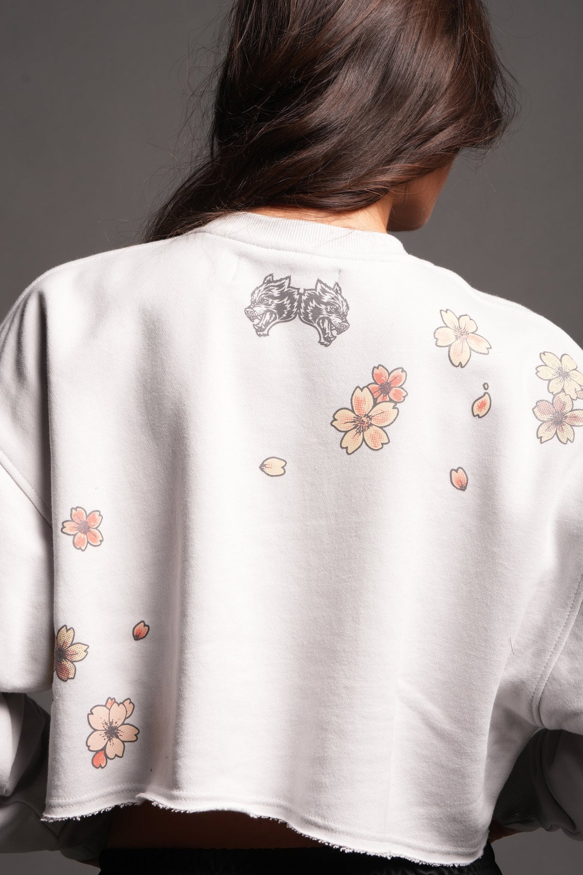 Box Sakura Cropped London Crewneck In Stone — imagem 4