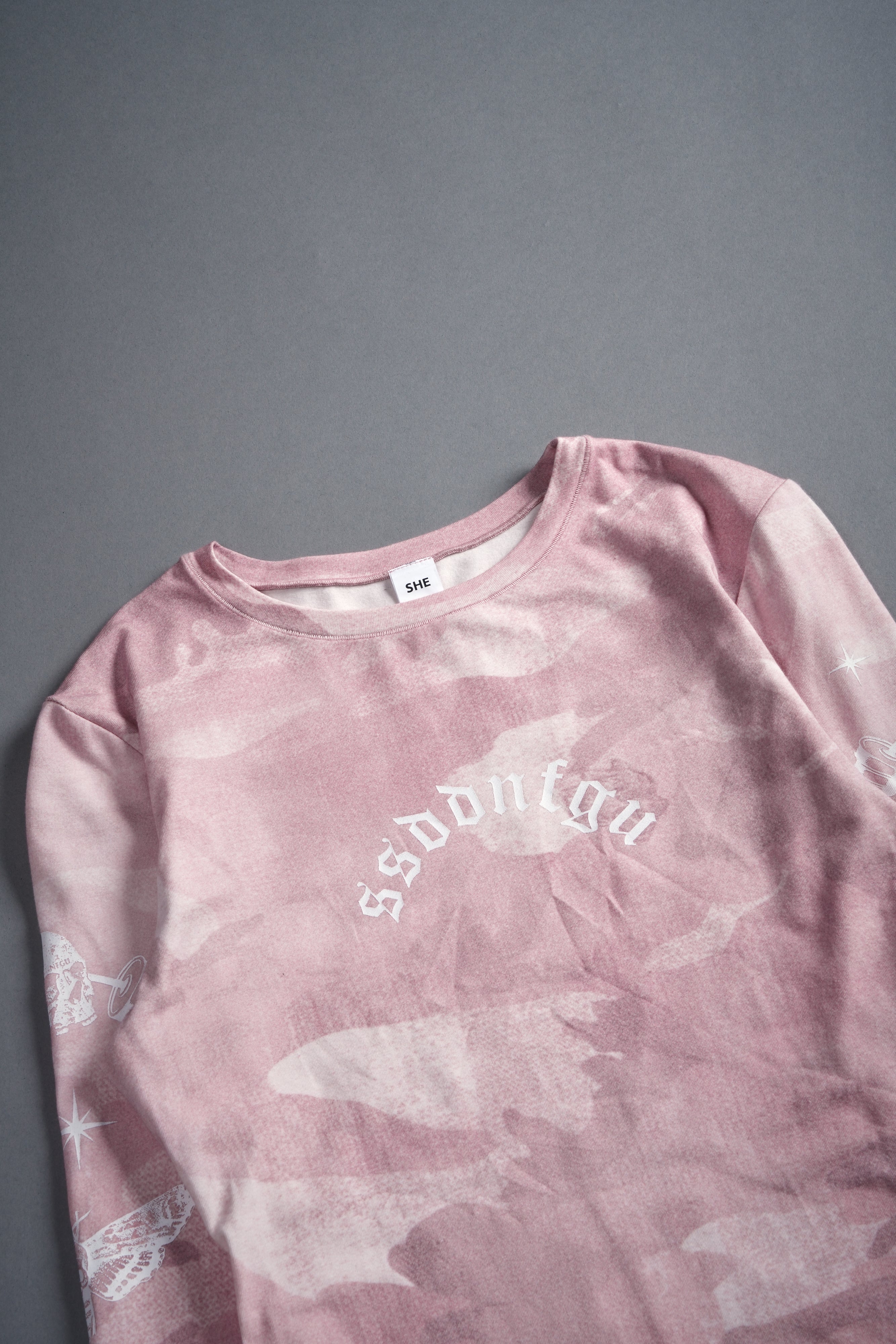 FRVR in the Stars "Eden" L/S Tee in Blush Vintage Woodland Camo — imagem 4