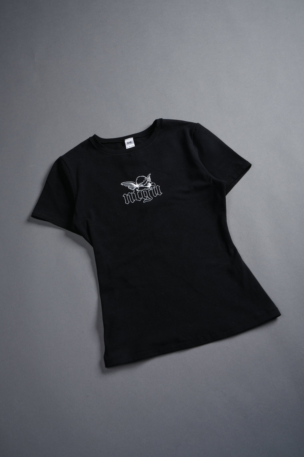 Cherub NFGU "Eden" S/S Tee in Black — imagem 3