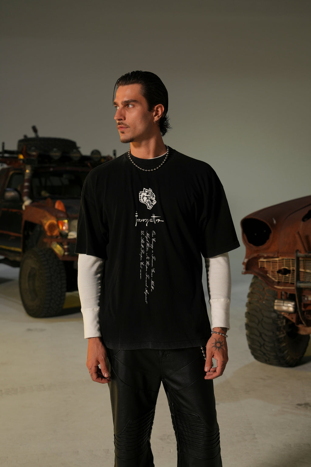 A Warriors Heaven "Premium" Oversized Tee in Black — imagem 7